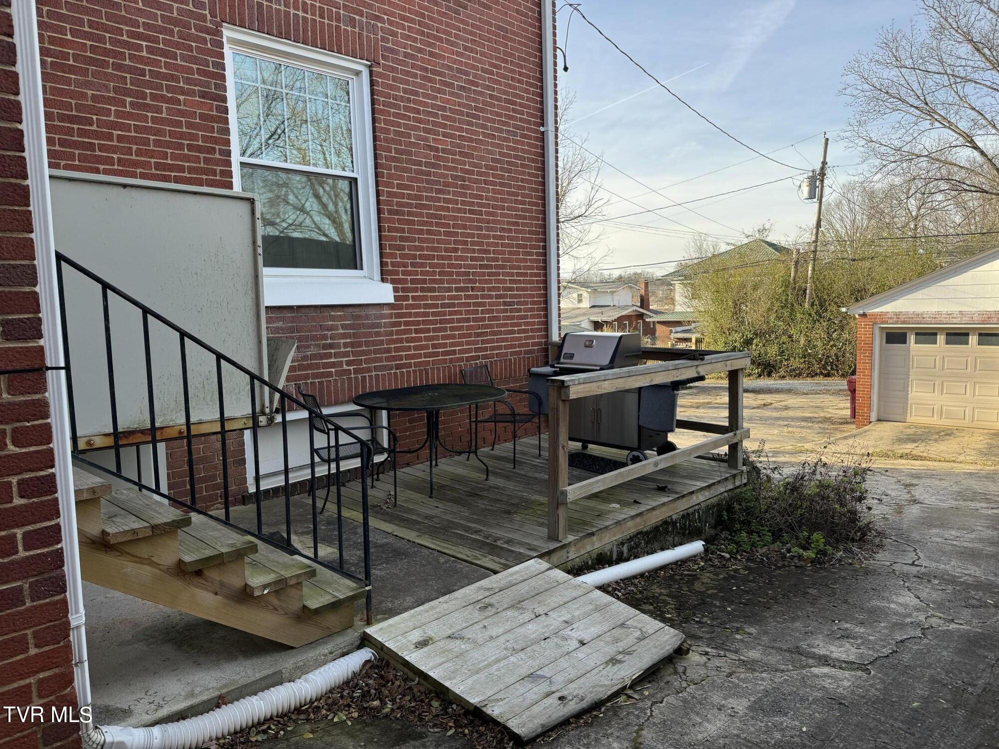 506 West Pine Street