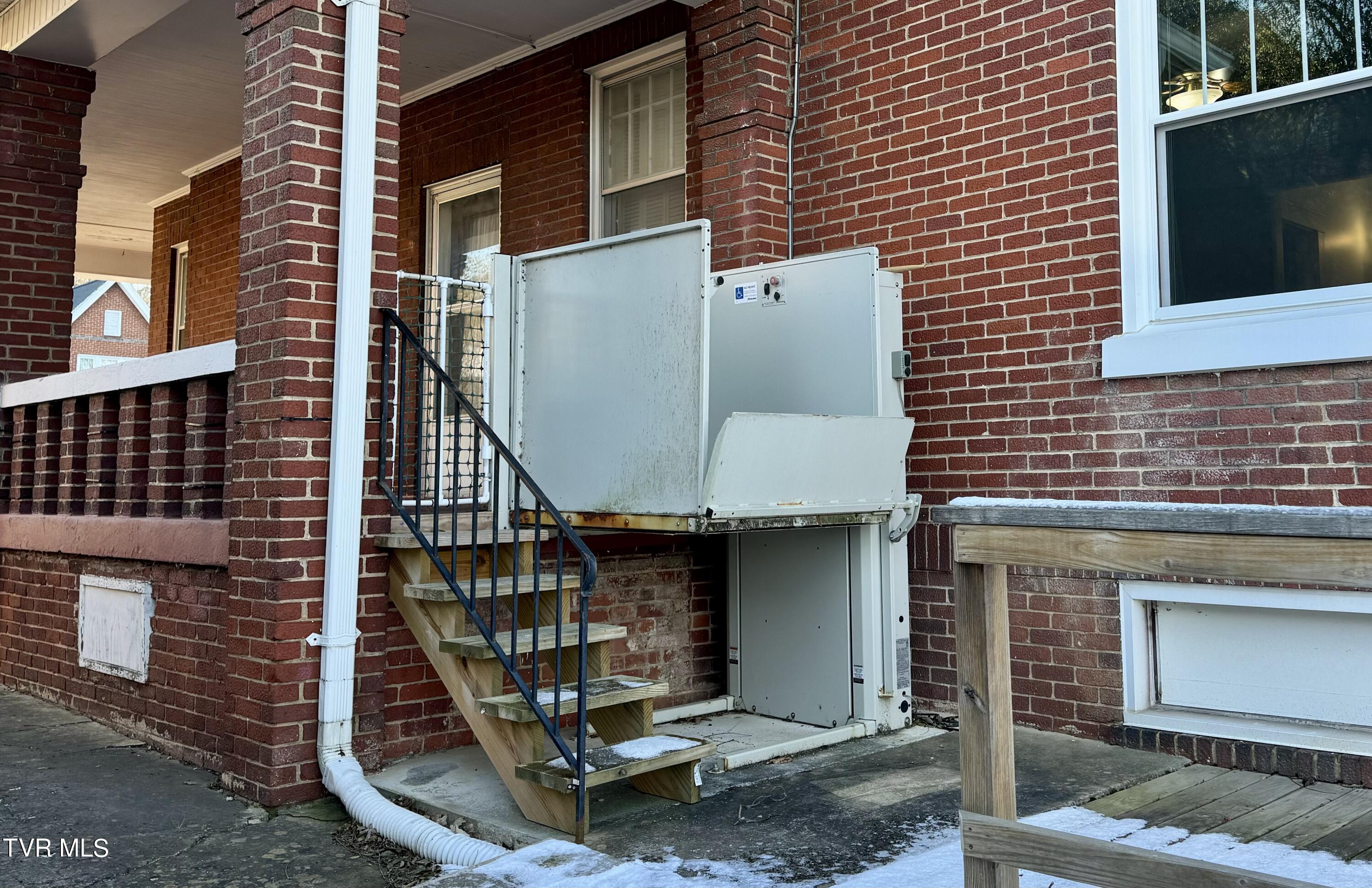 506 West Pine Street