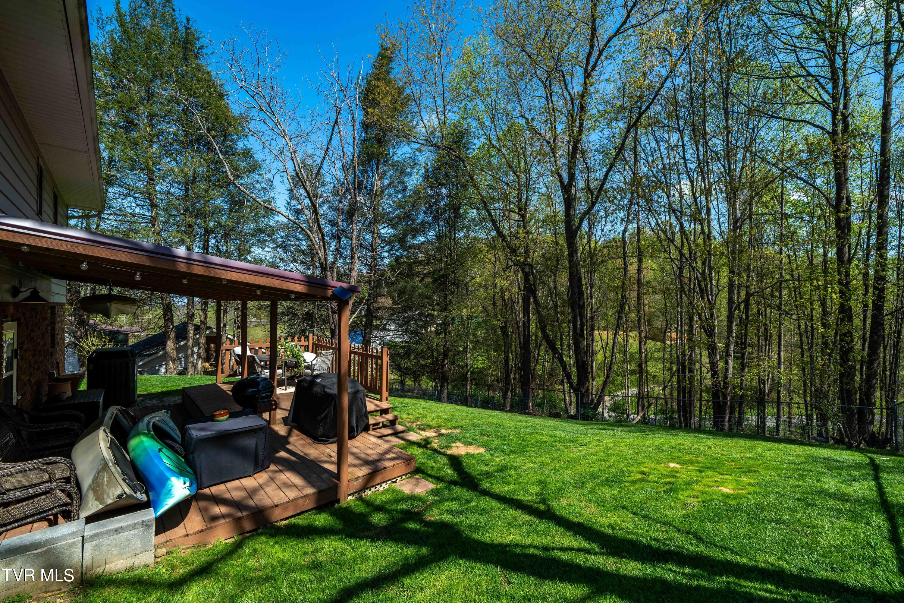 105 Green Acres Drive