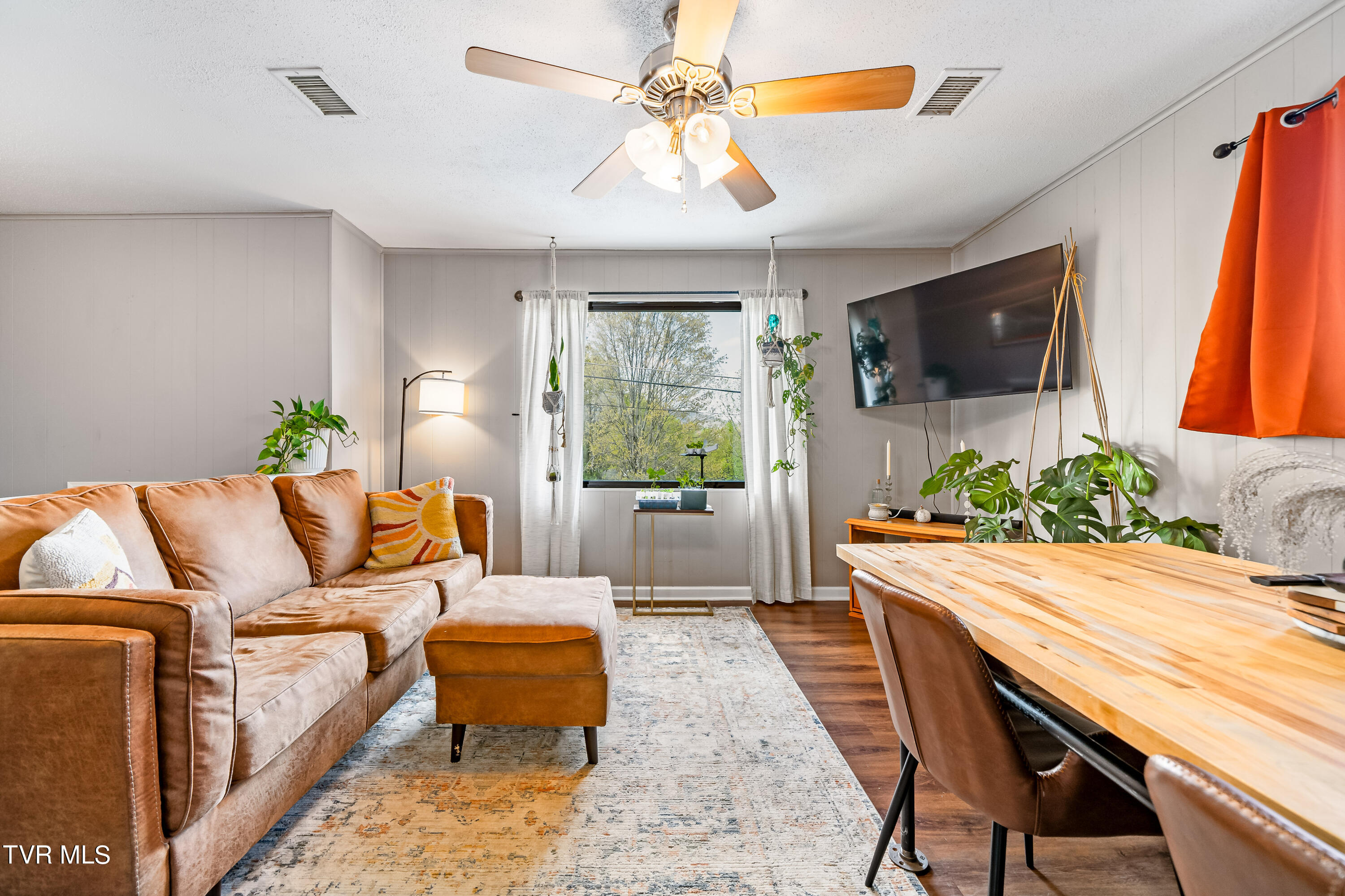 105 Green Acres Drive