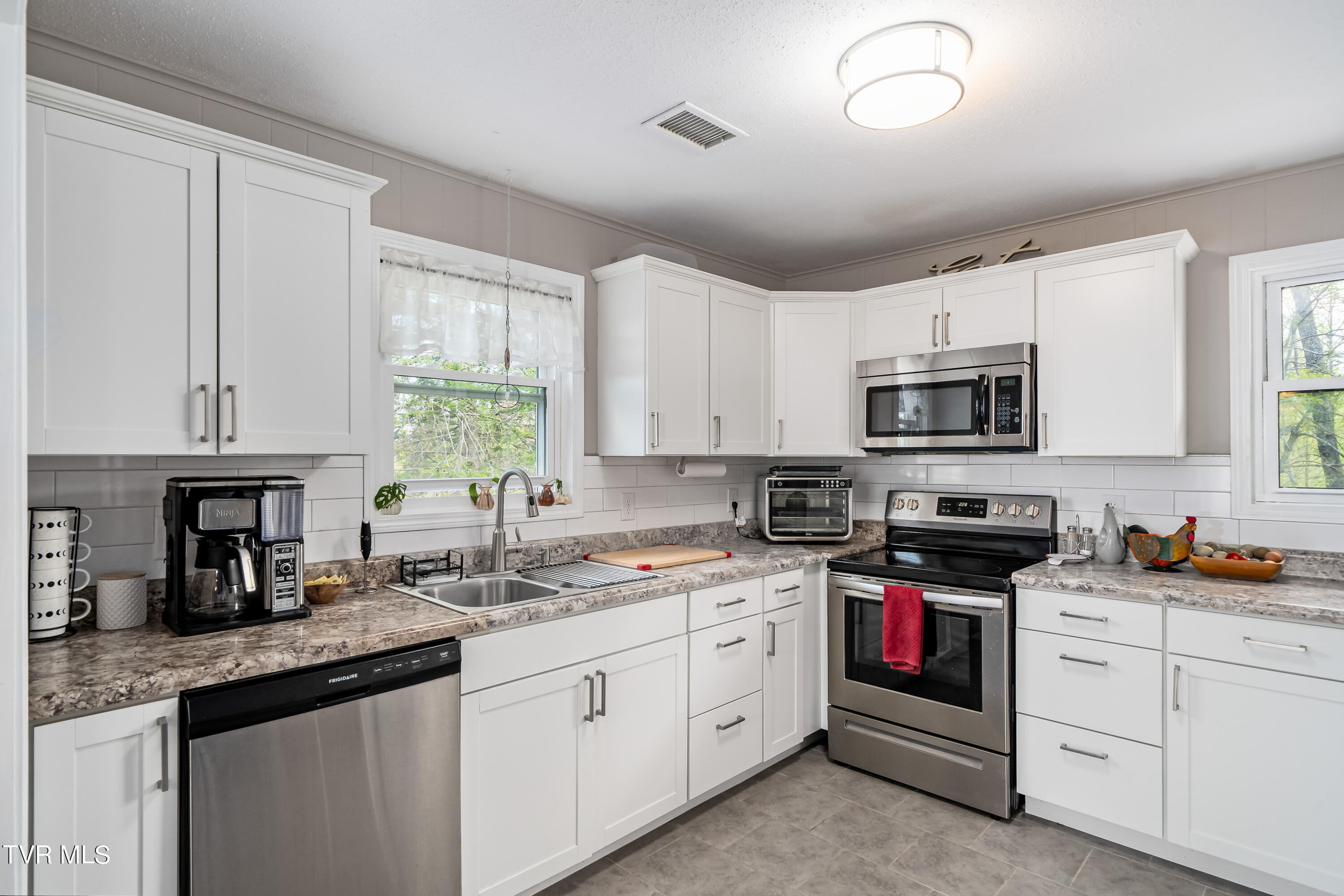 105 Green Acres Drive