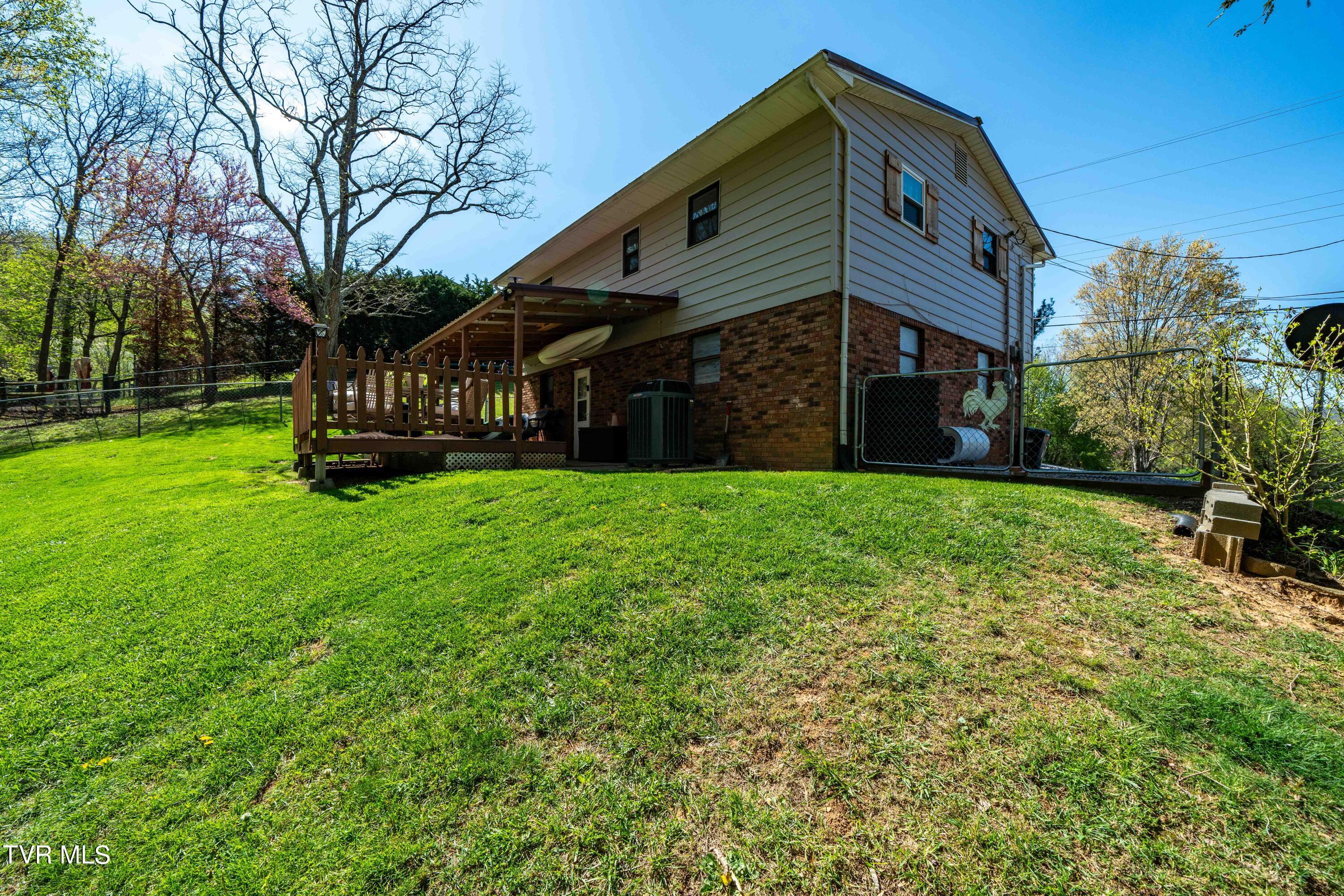 105 Green Acres Drive