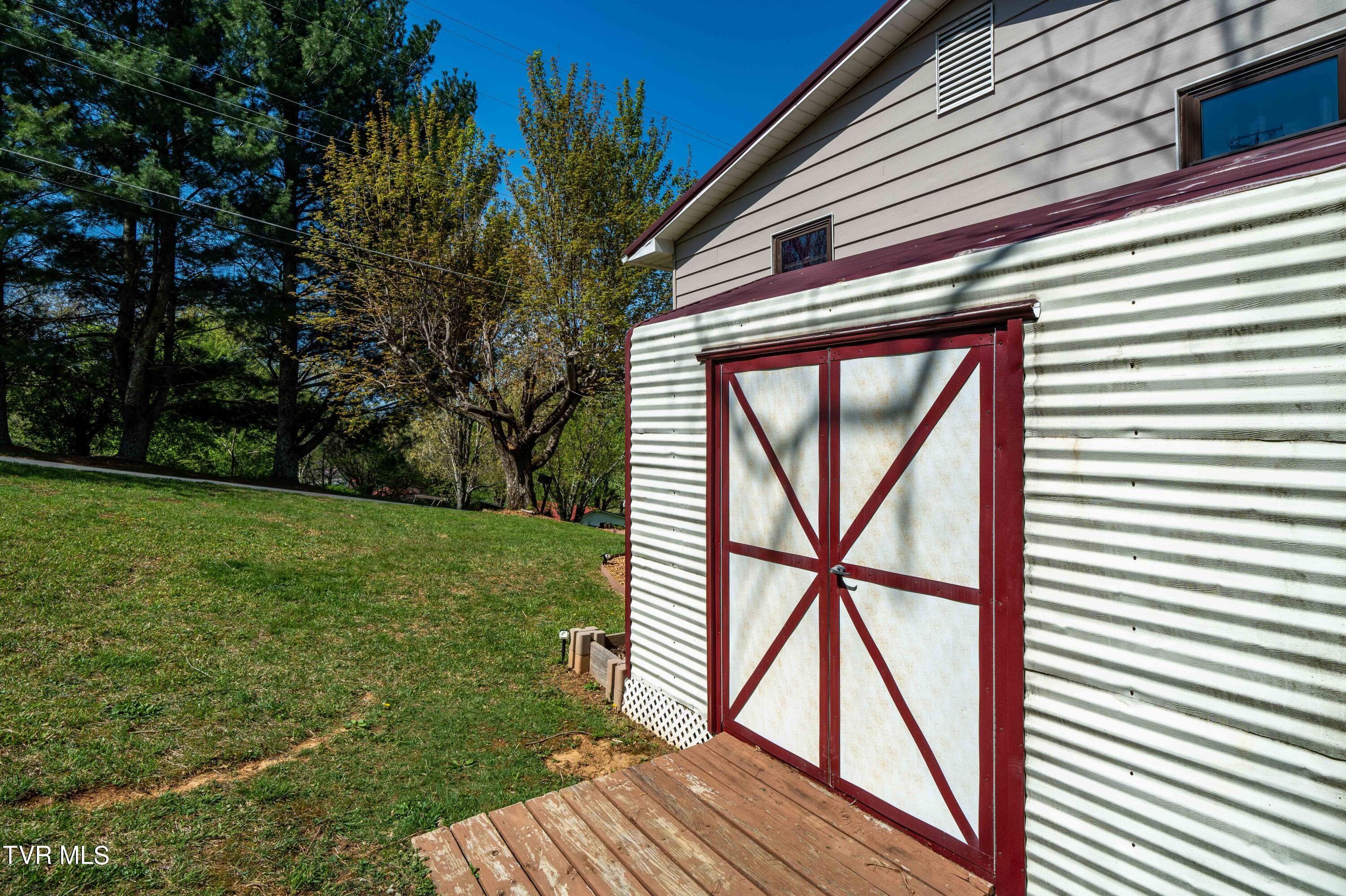 105 Green Acres Drive