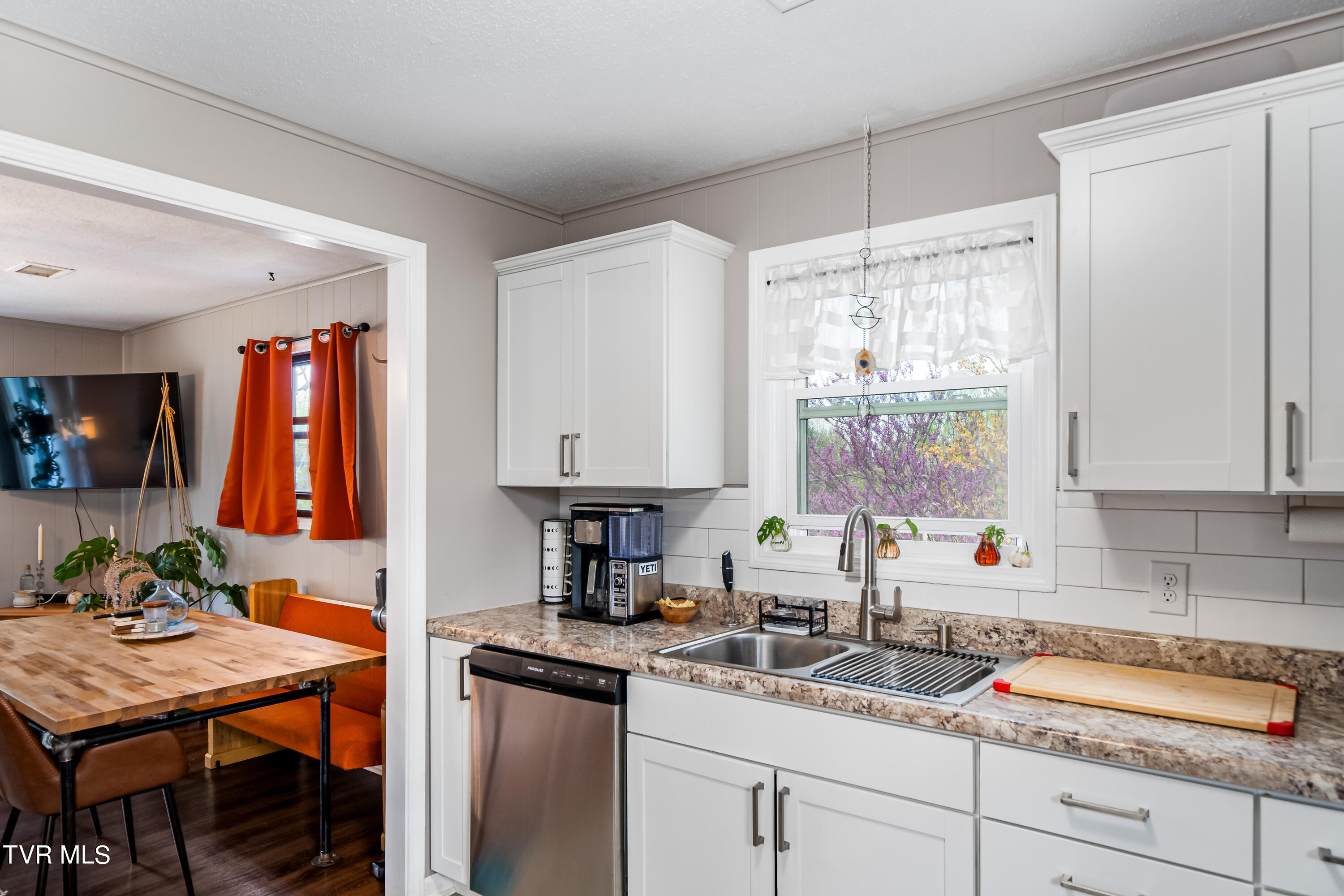 105 Green Acres Drive