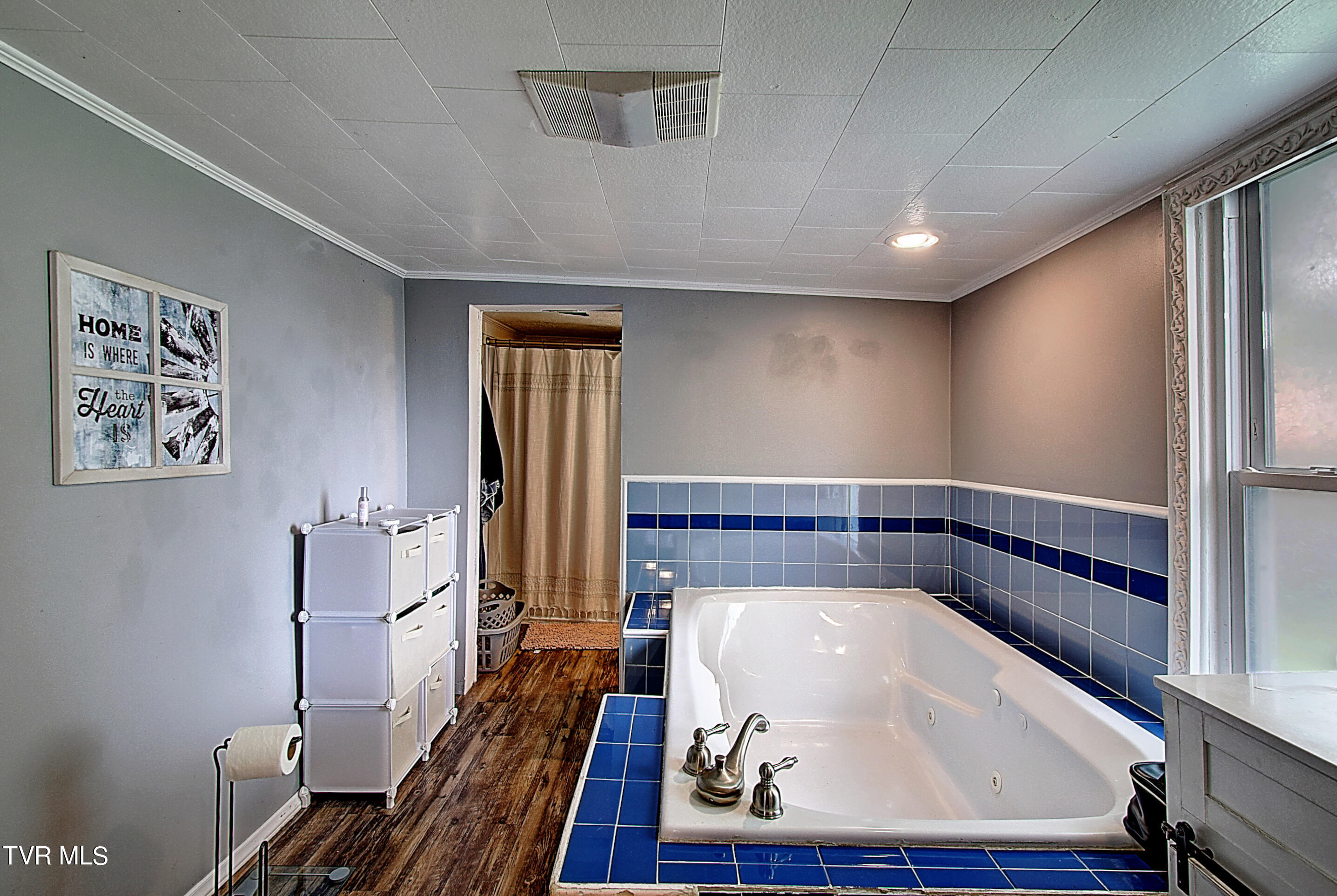 106 West Poplar Street