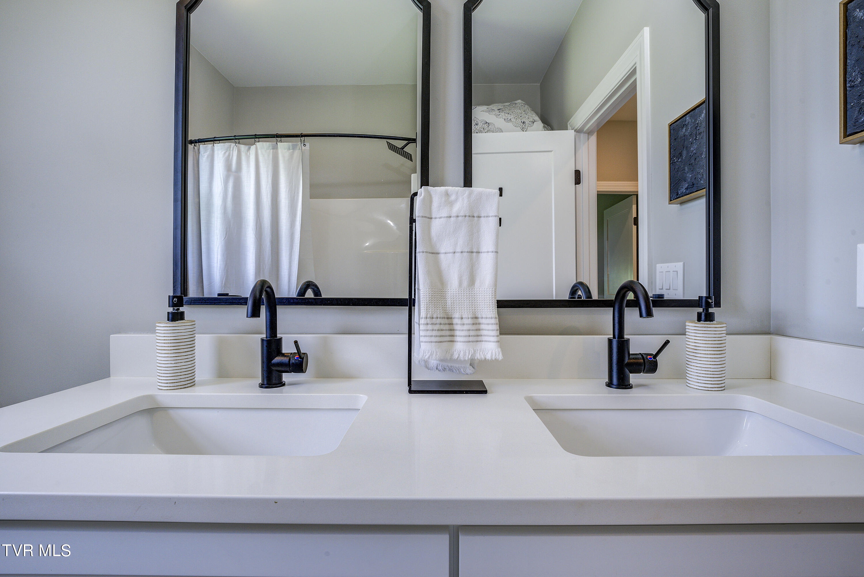 551 Pleasant Valley Road