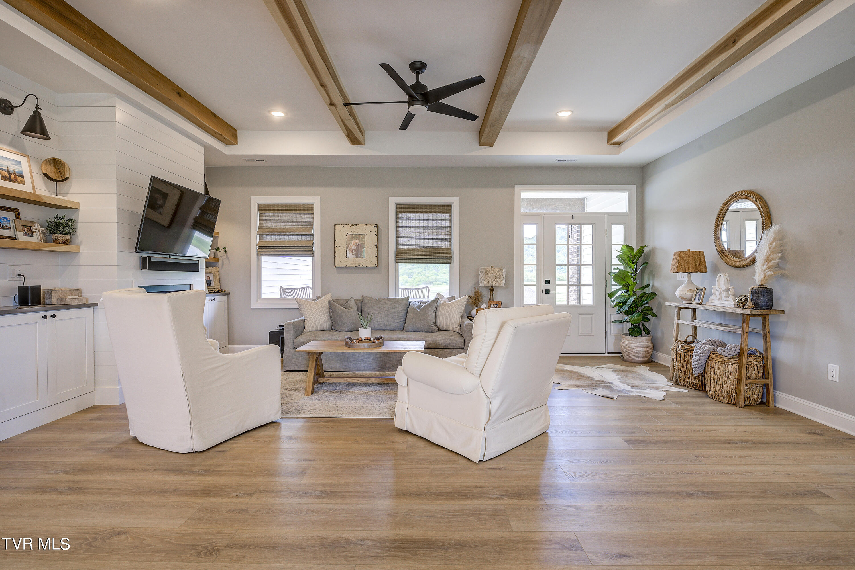 551 Pleasant Valley Road