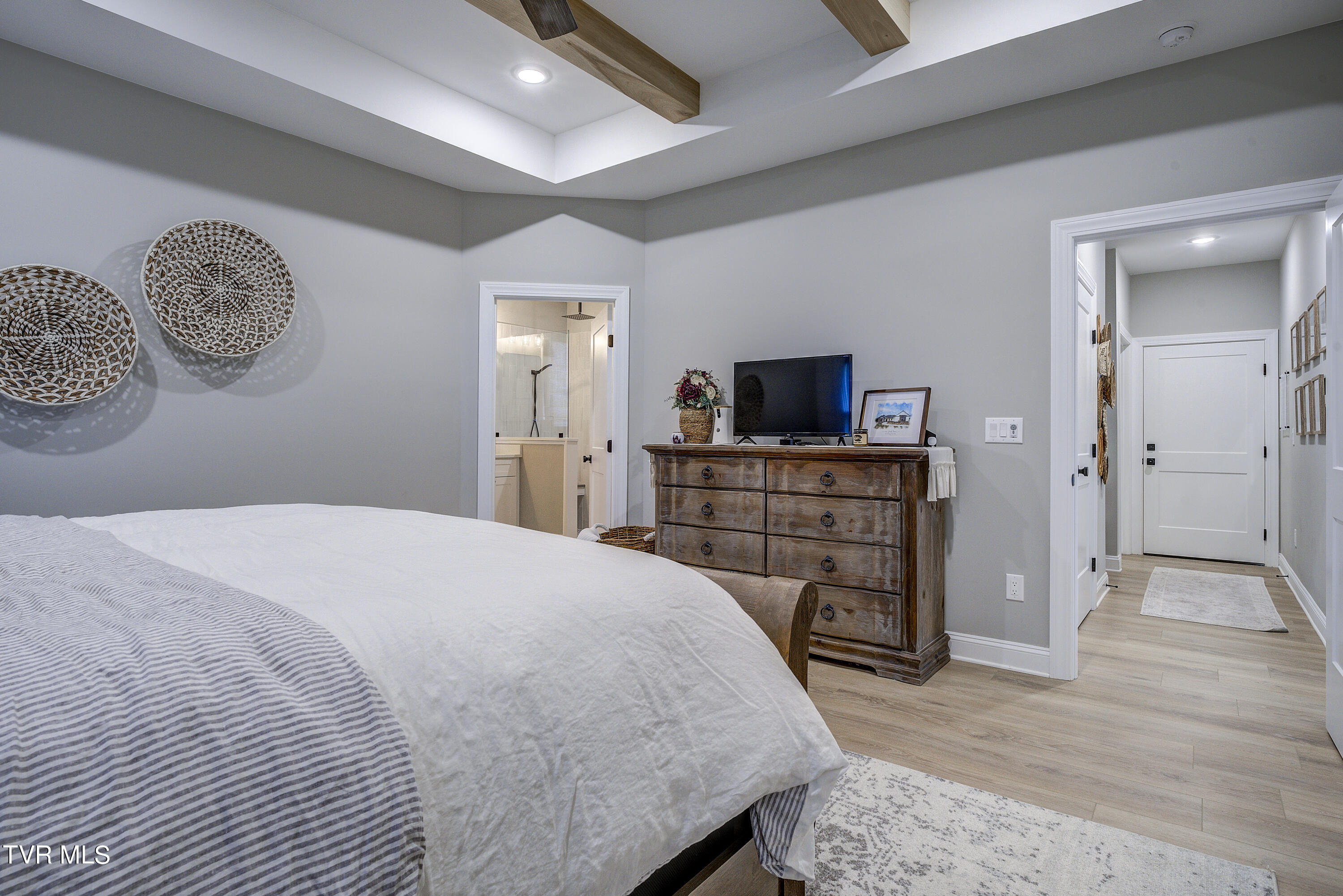 551 Pleasant Valley Road