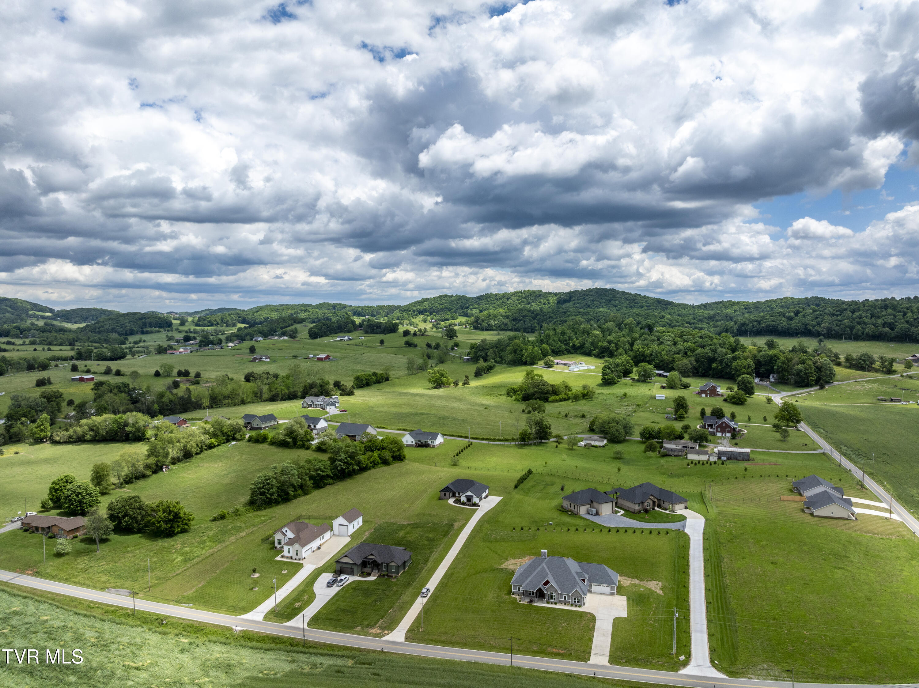 551 Pleasant Valley Road