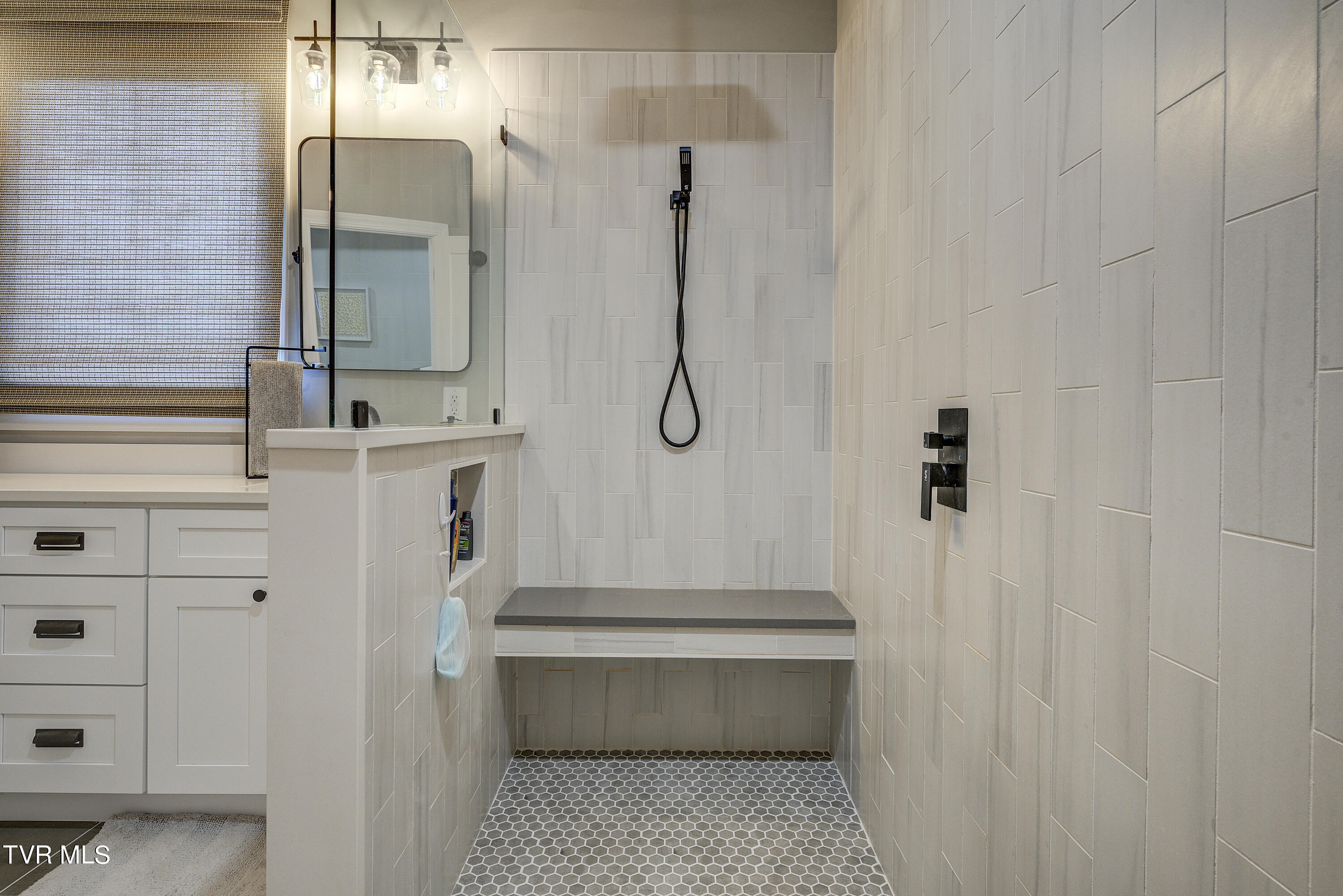 551 Pleasant Valley Road