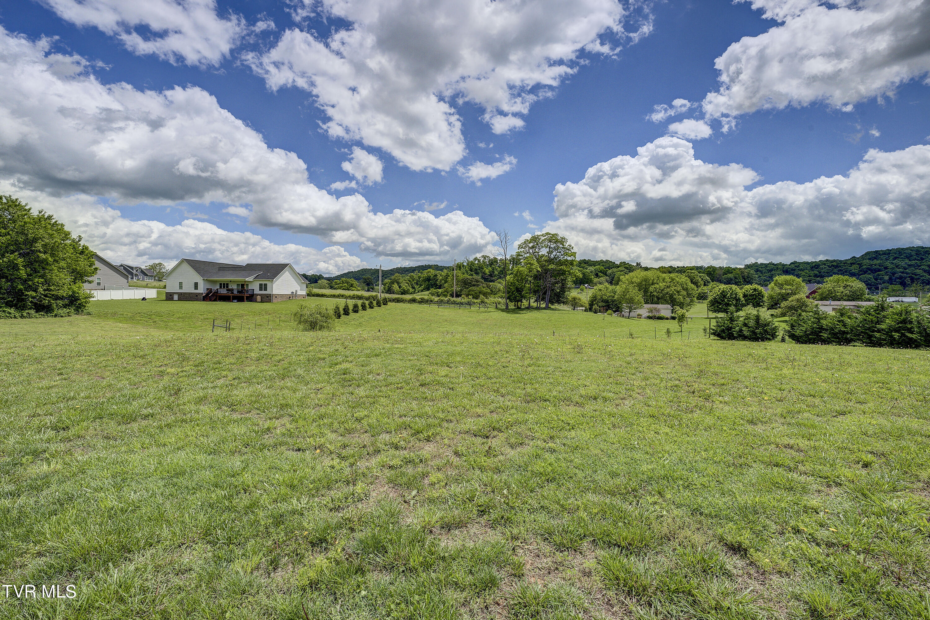 551 Pleasant Valley Road