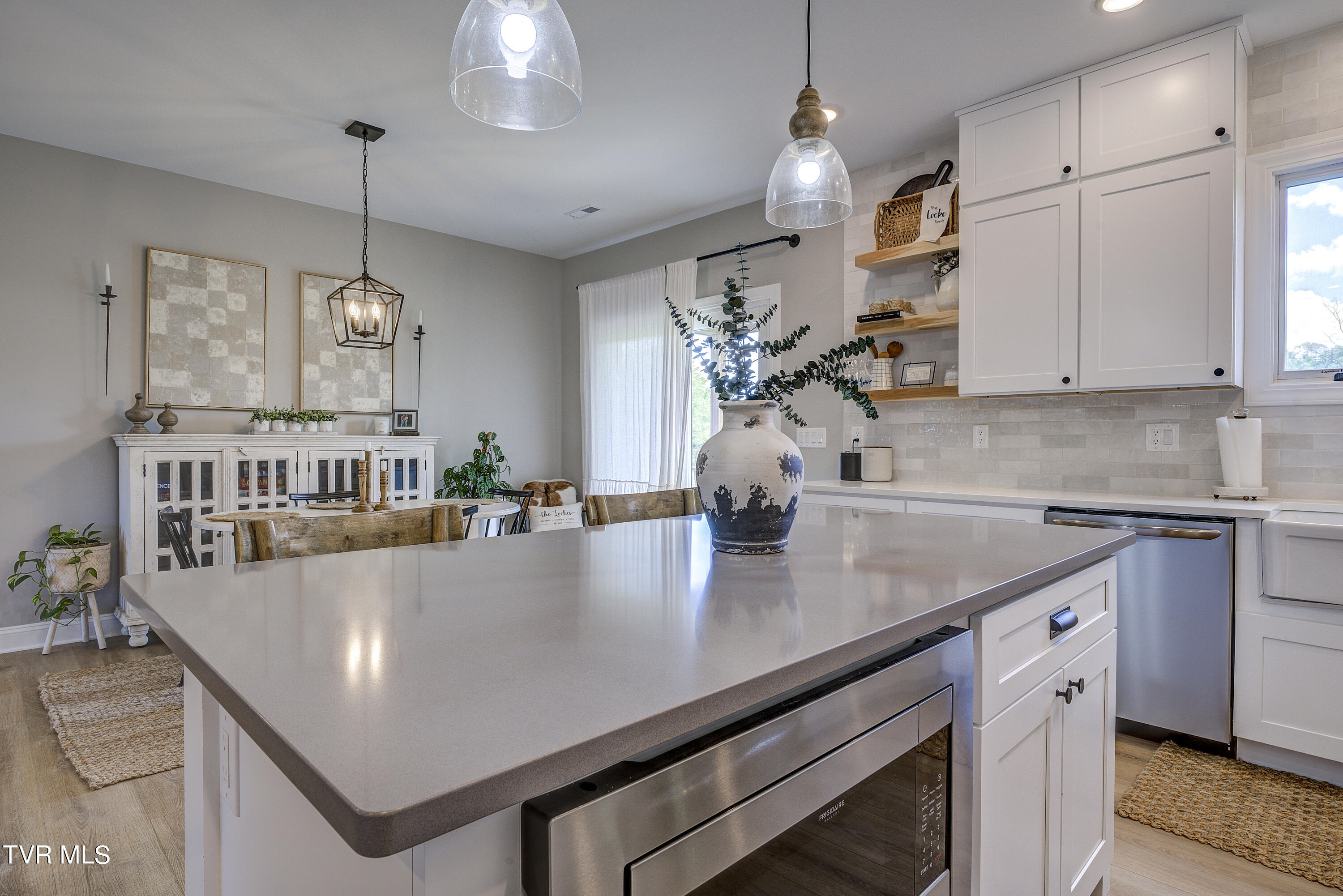 551 Pleasant Valley Road