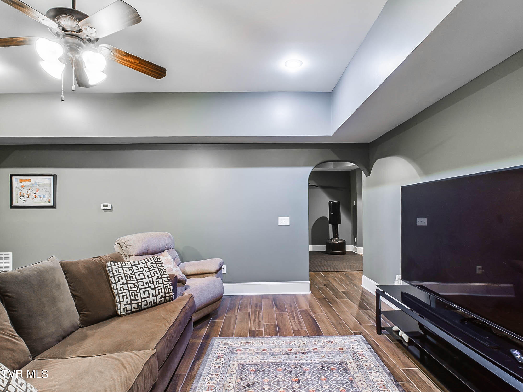 2660 Grand Oaks Drive