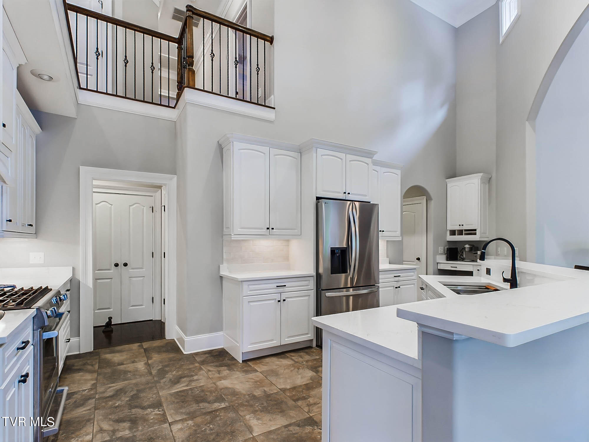 2660 Grand Oaks Drive