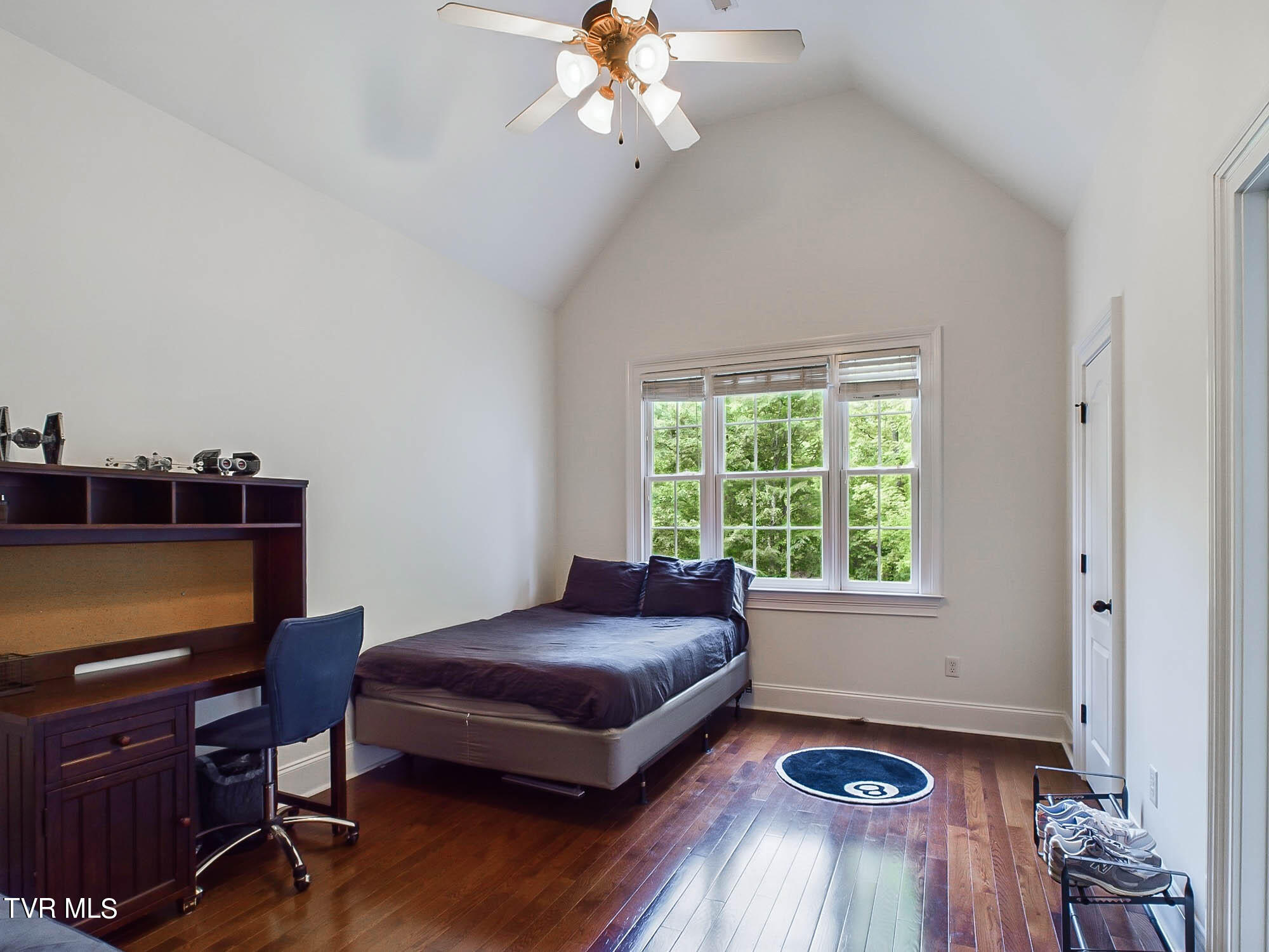 2660 Grand Oaks Drive