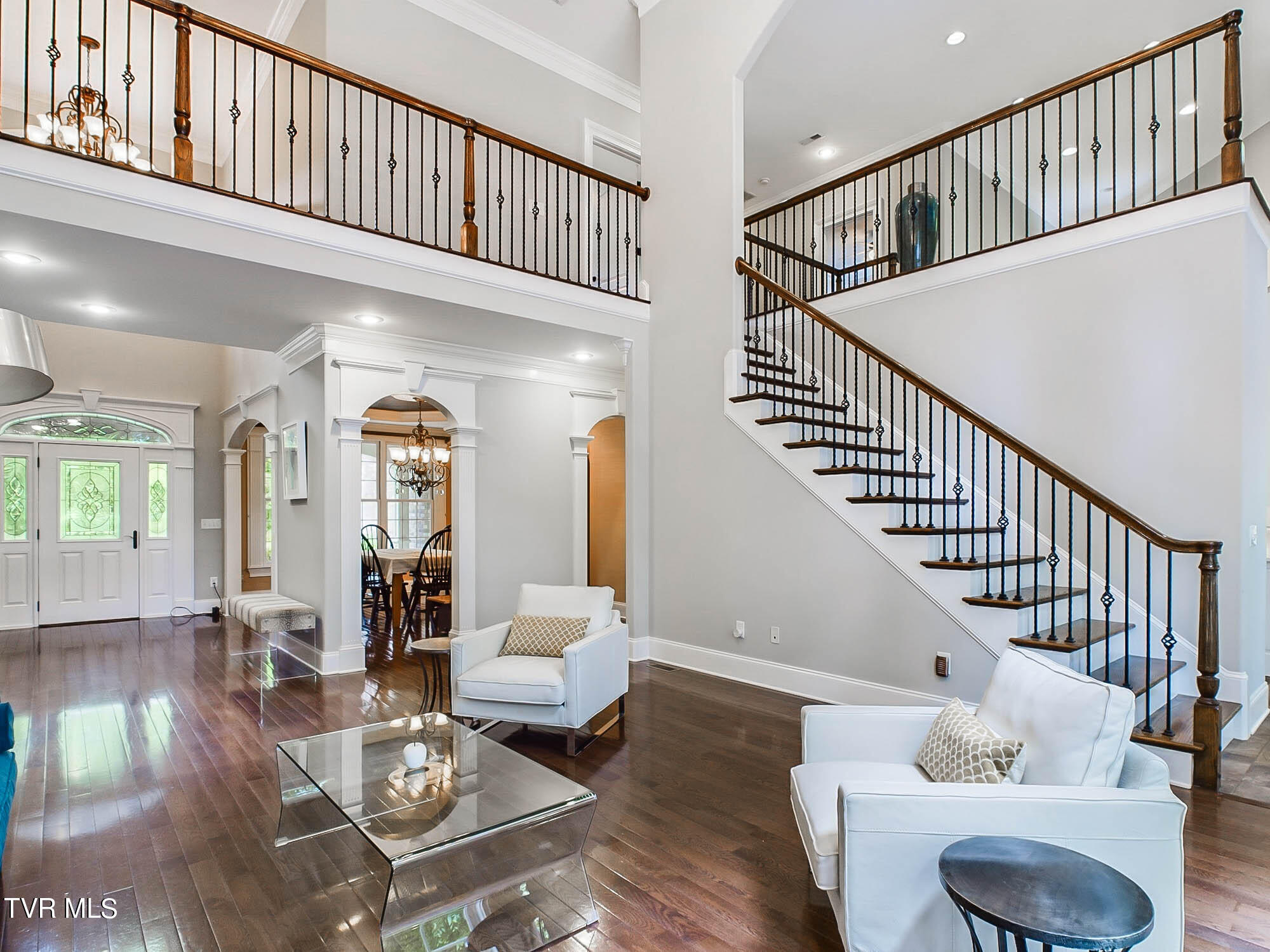 2660 Grand Oaks Drive