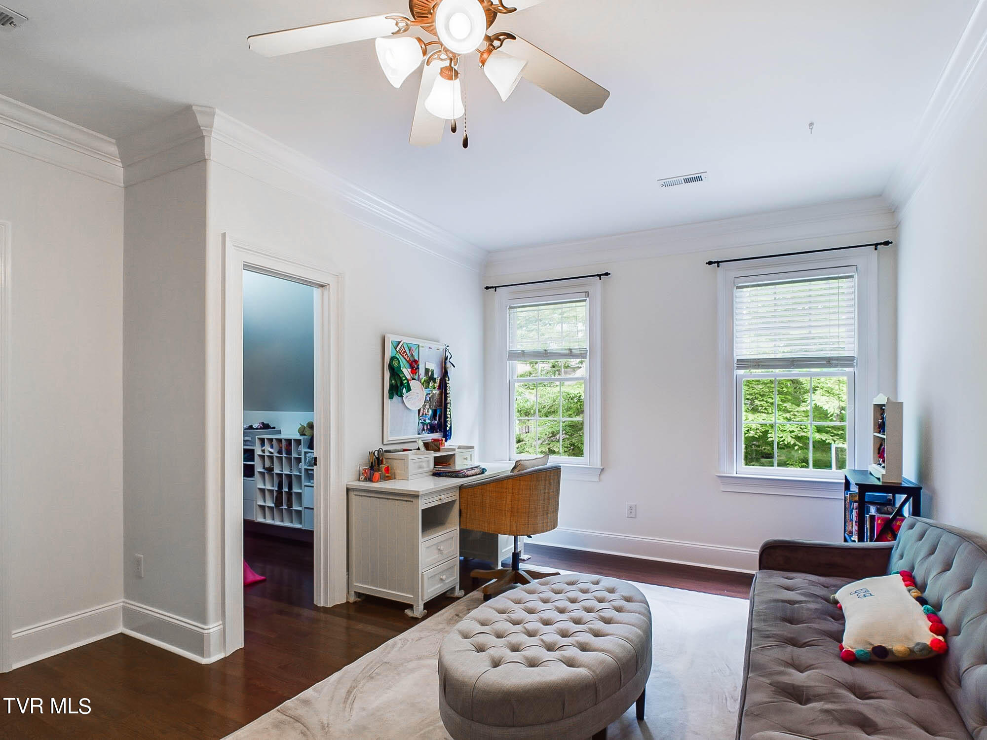 2660 Grand Oaks Drive