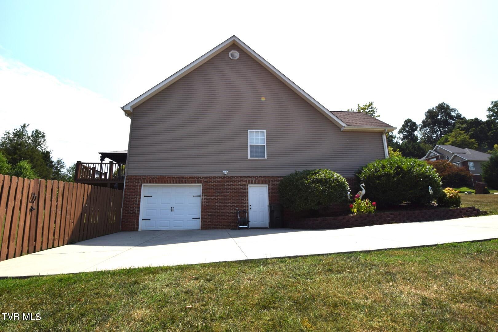 15 Grace Meadows Court