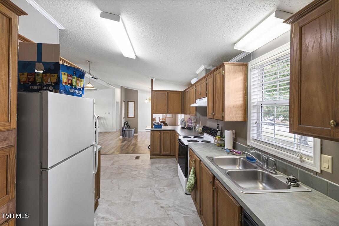 1103 Sycamore Creek Drive