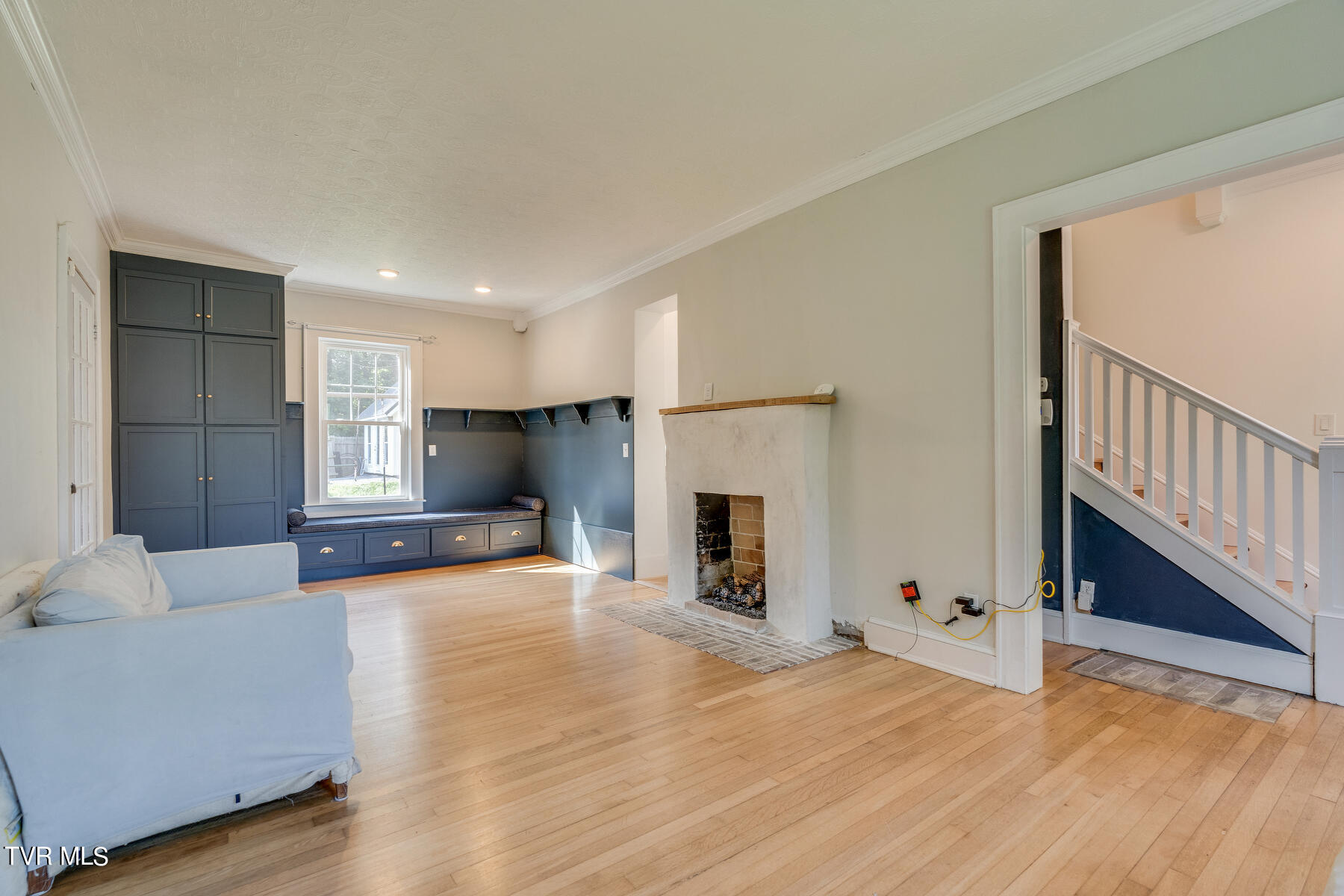 709 West Maple Street