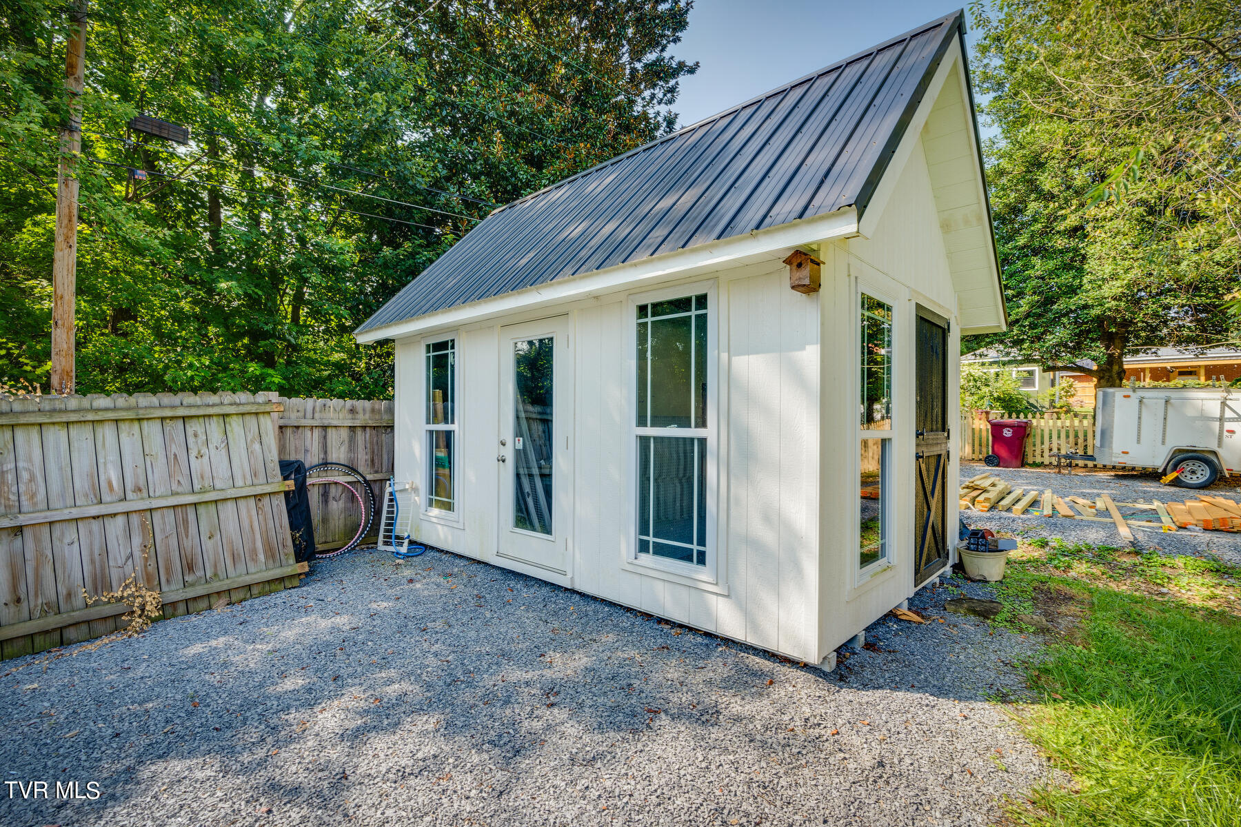 709 West Maple Street