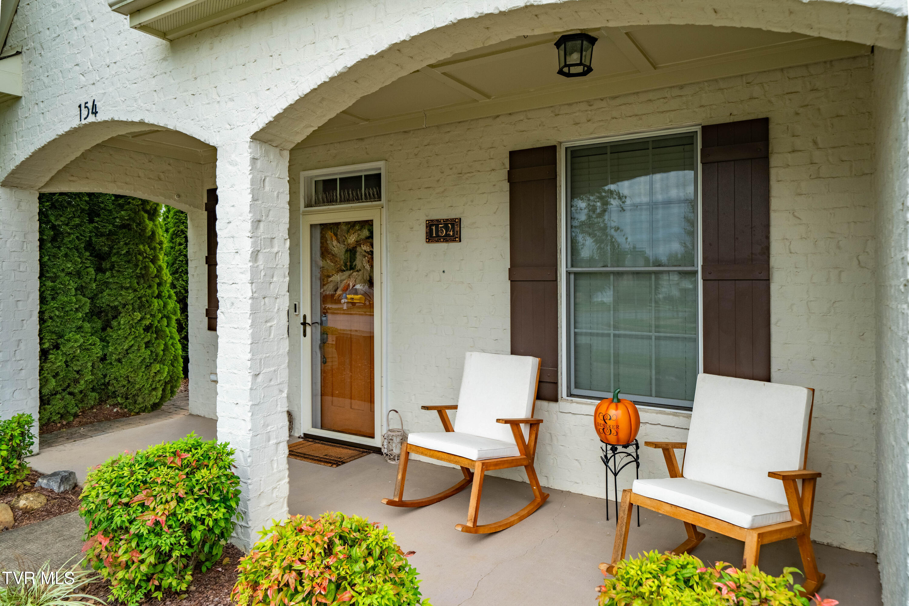 154 Devonshire Avenue