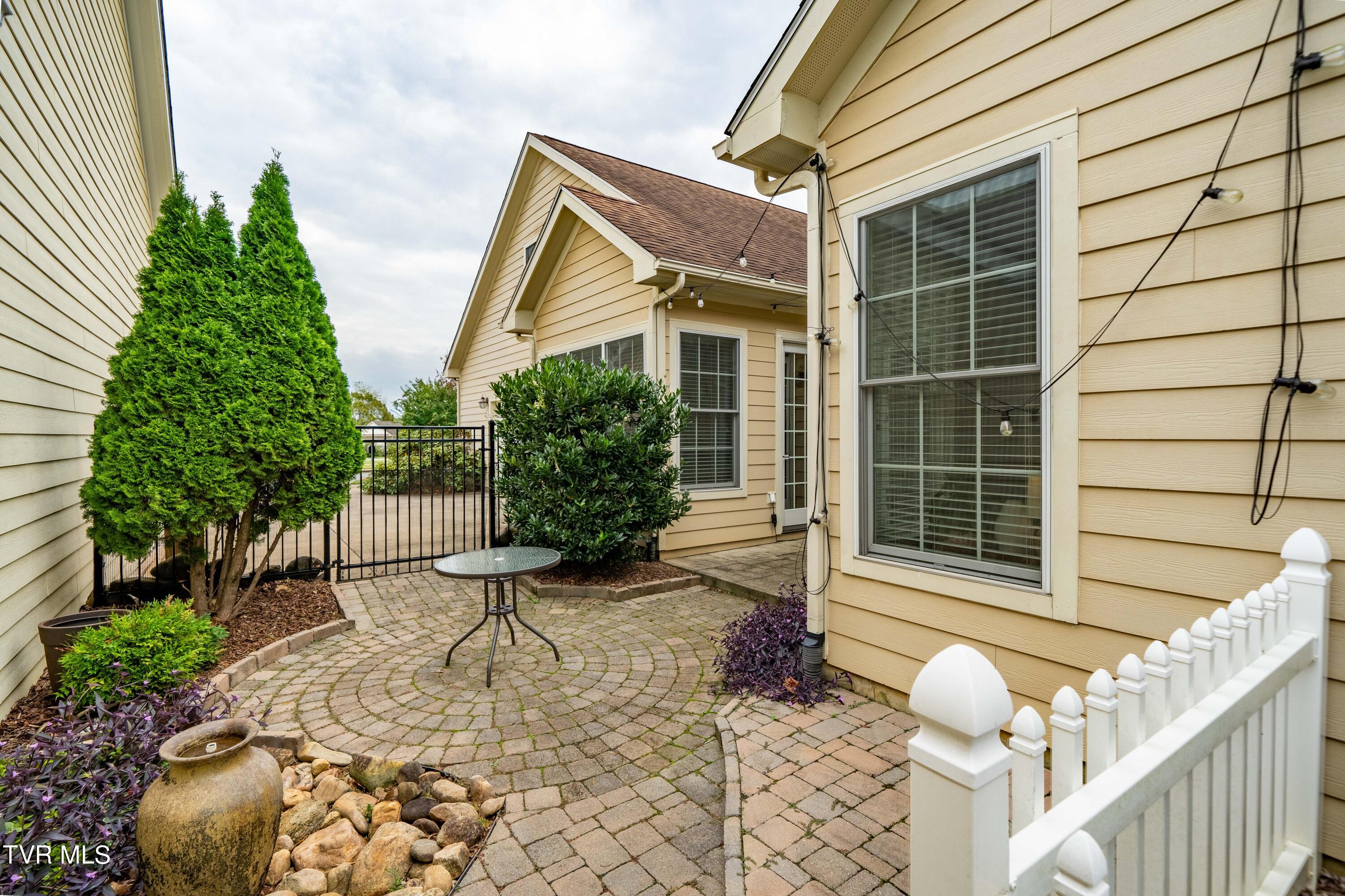 154 Devonshire Avenue