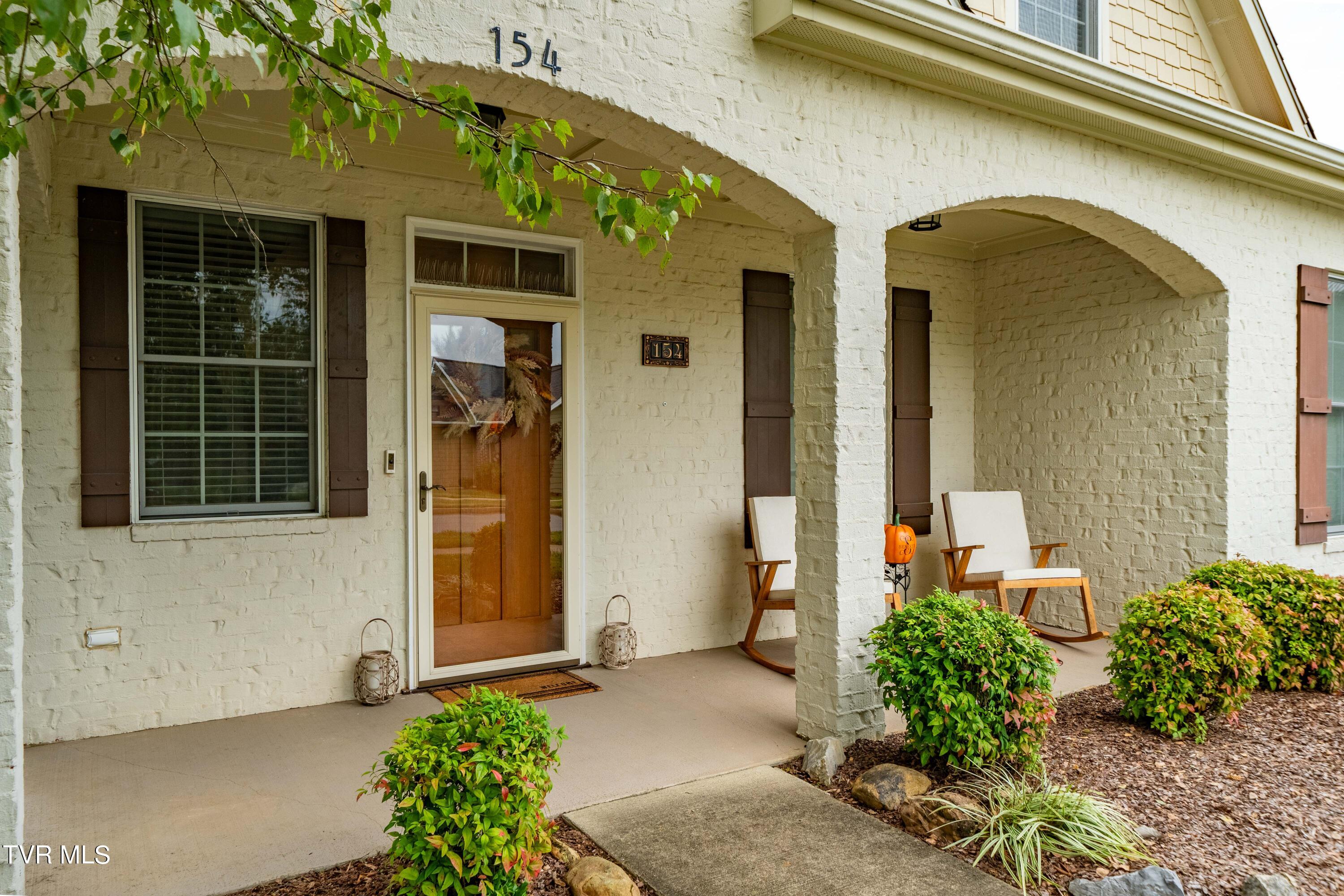 154 Devonshire Avenue