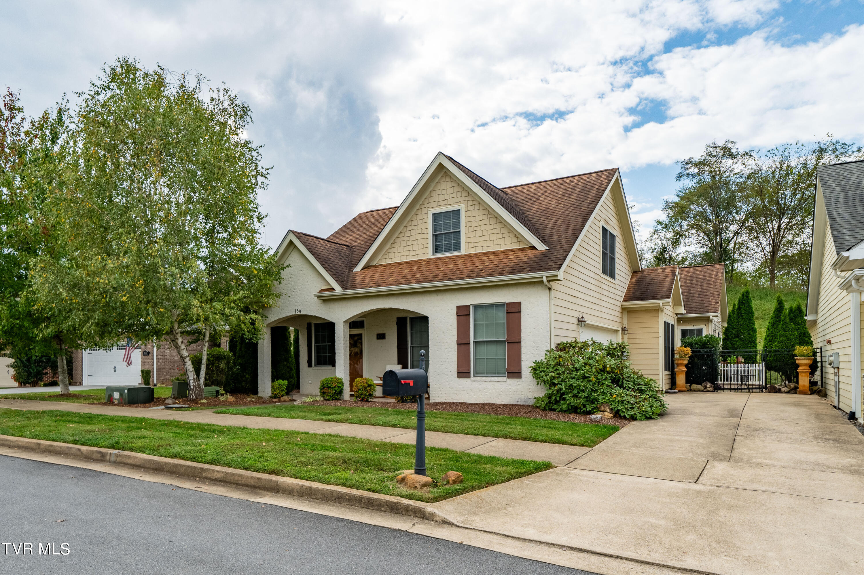 154 Devonshire Avenue