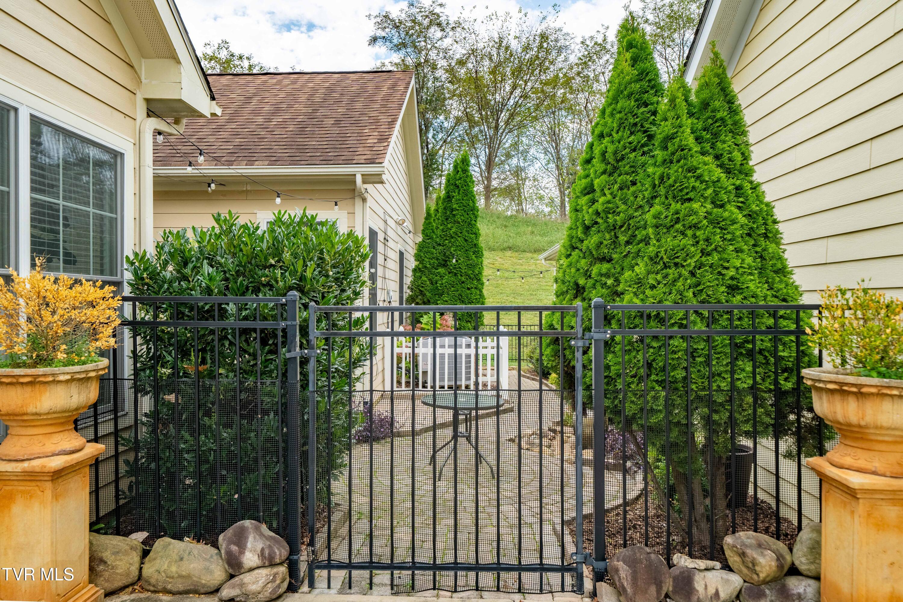 154 Devonshire Avenue