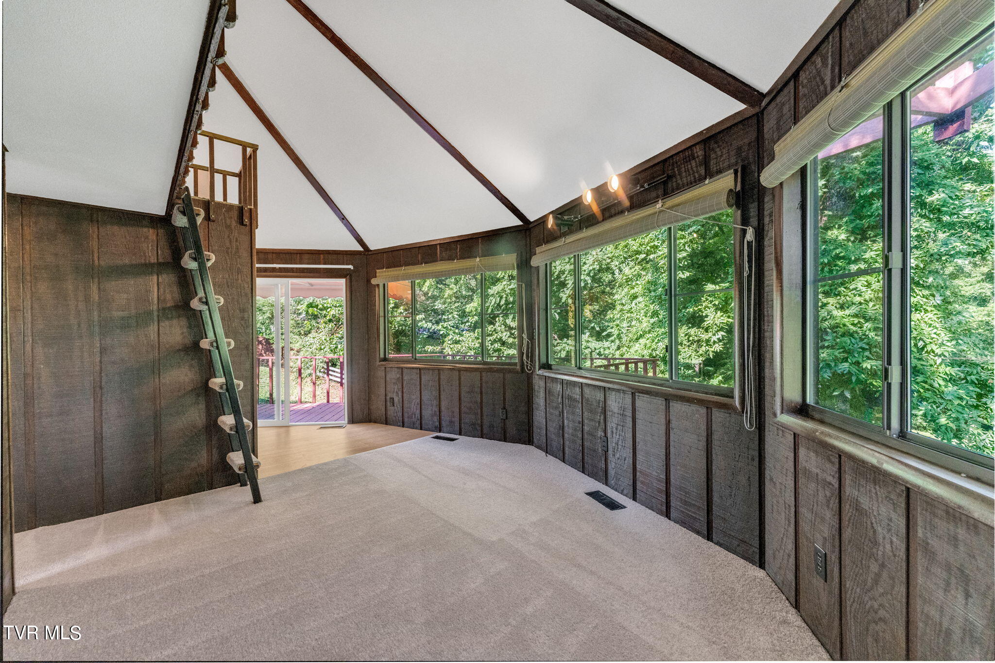 321 Poplar Hill Lane