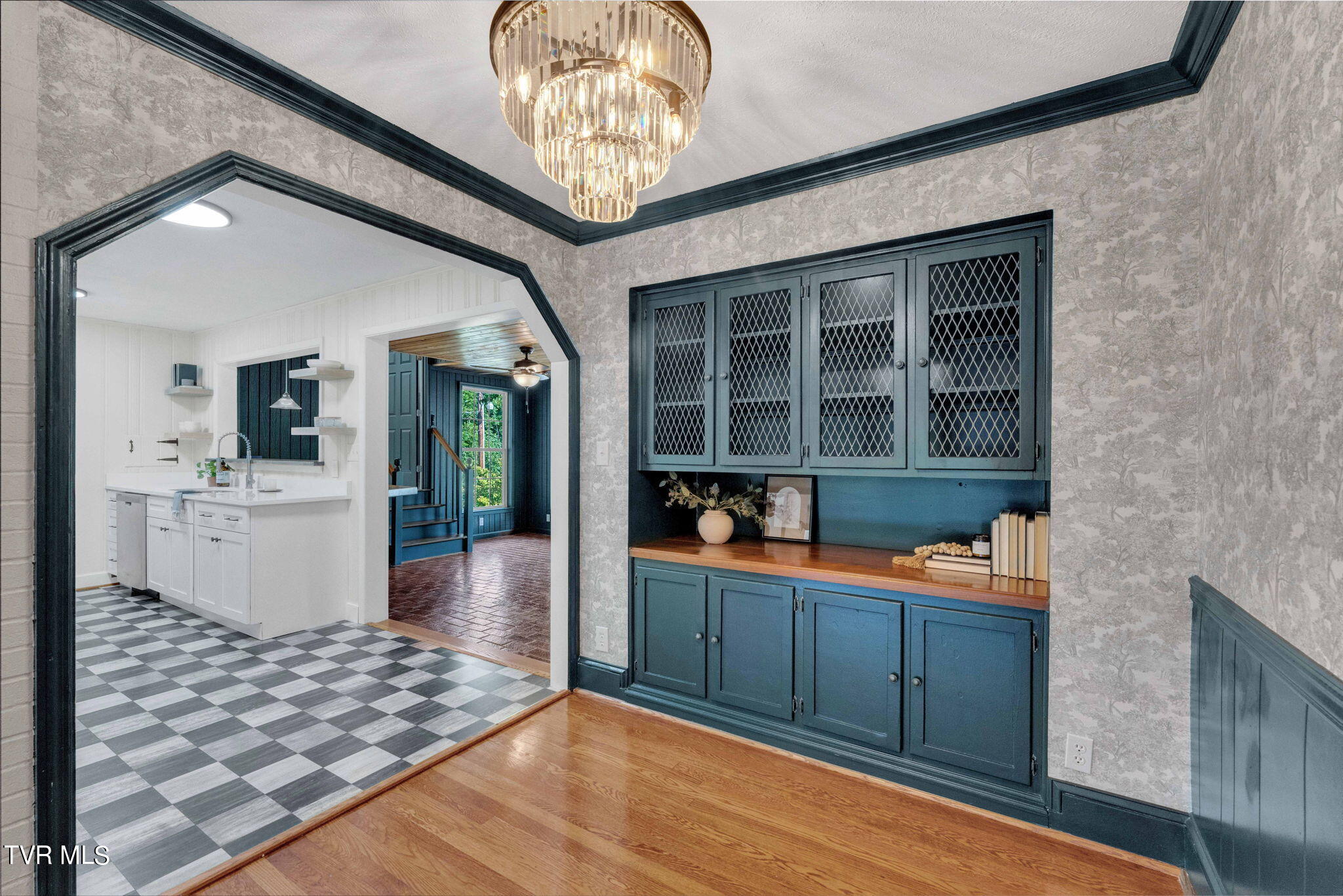 321 Poplar Hill Lane