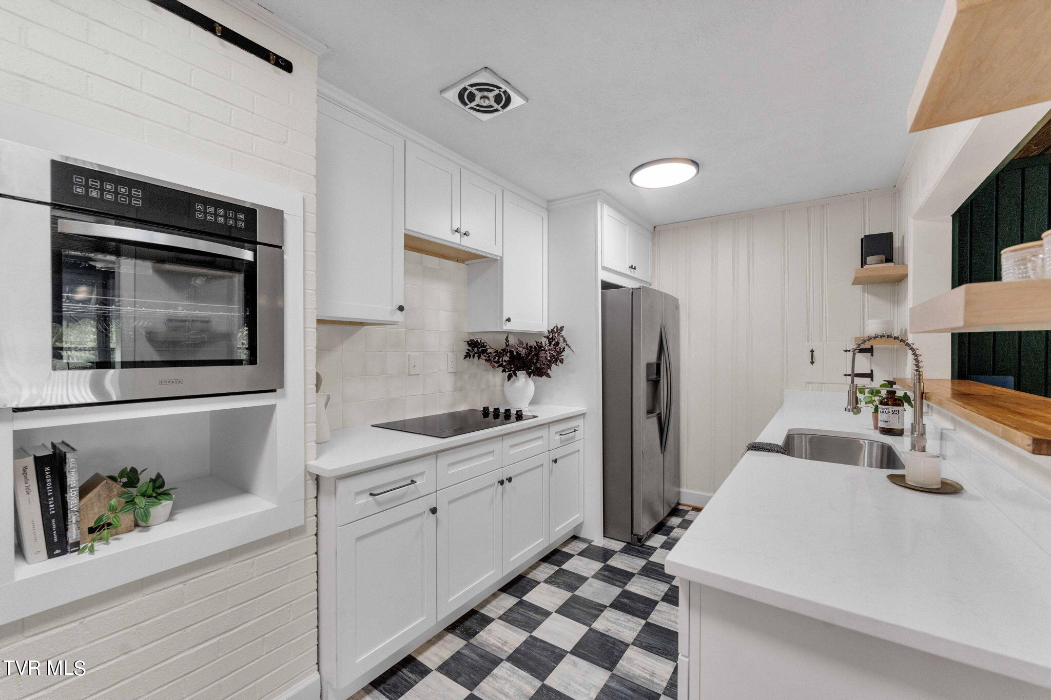 321 Poplar Hill Lane