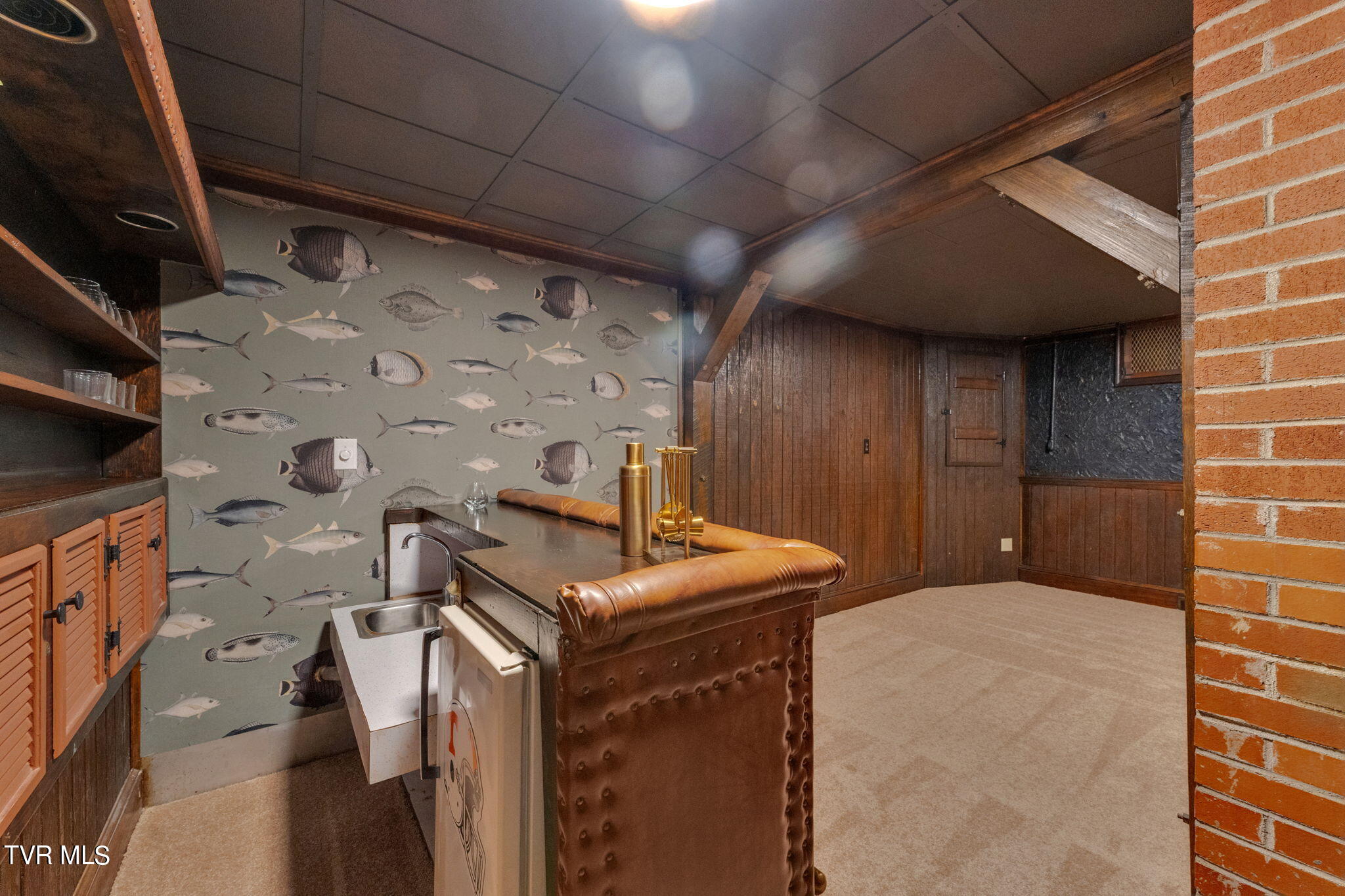 321 Poplar Hill Lane