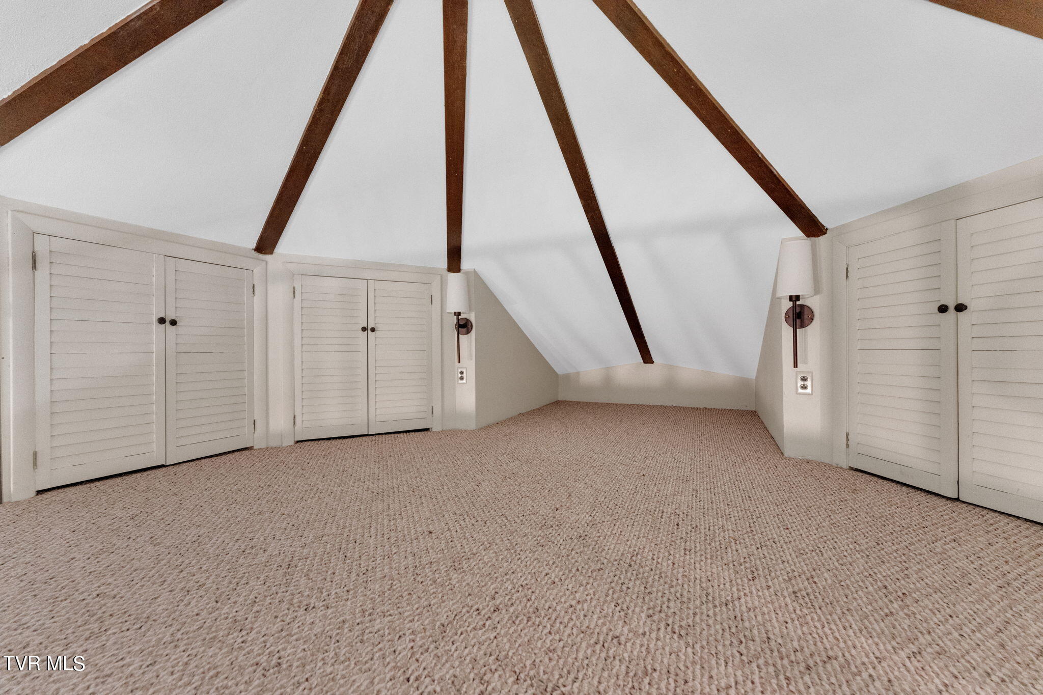 321 Poplar Hill Lane