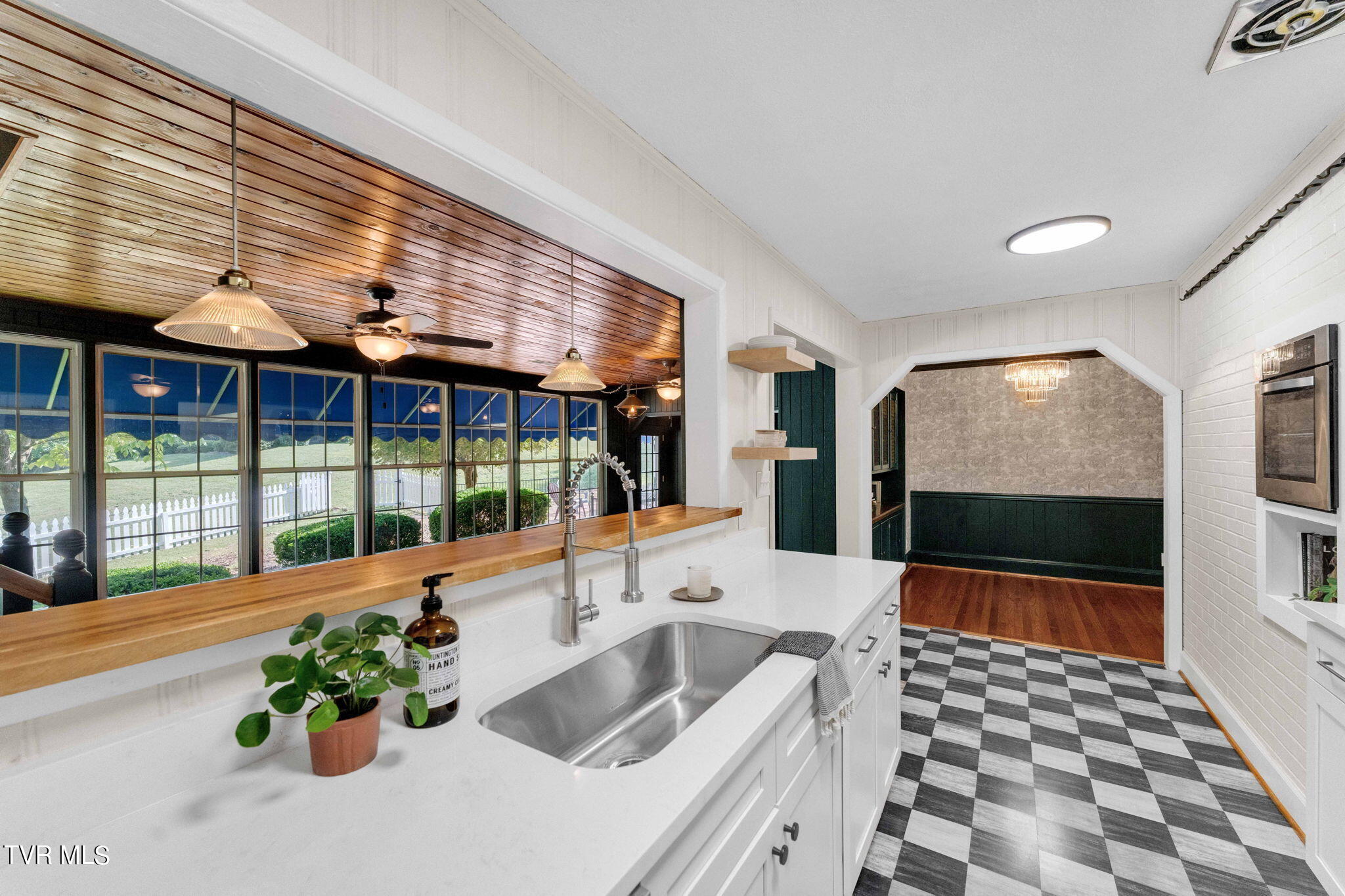 321 Poplar Hill Lane