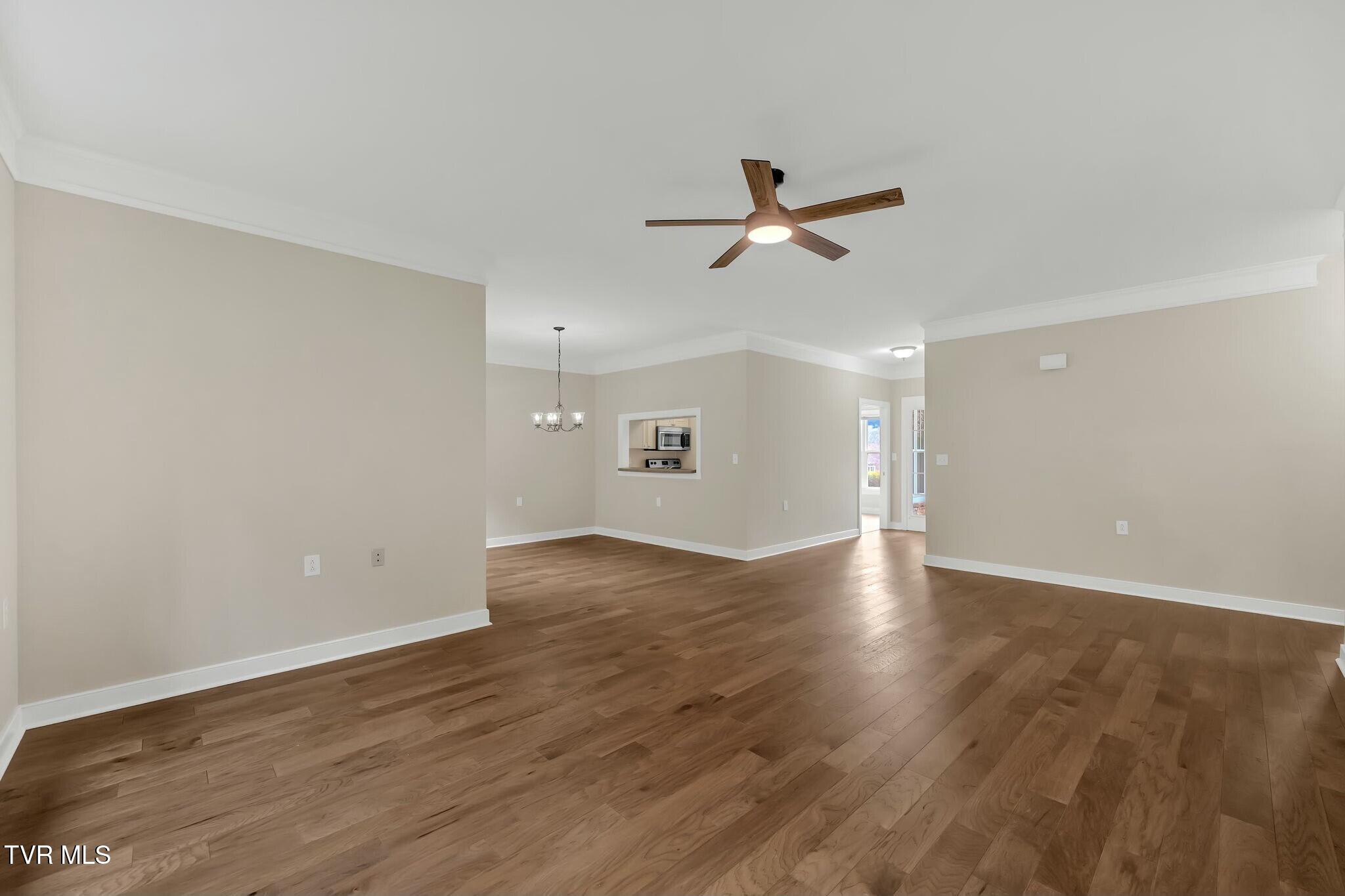 211 University Parkway, 3