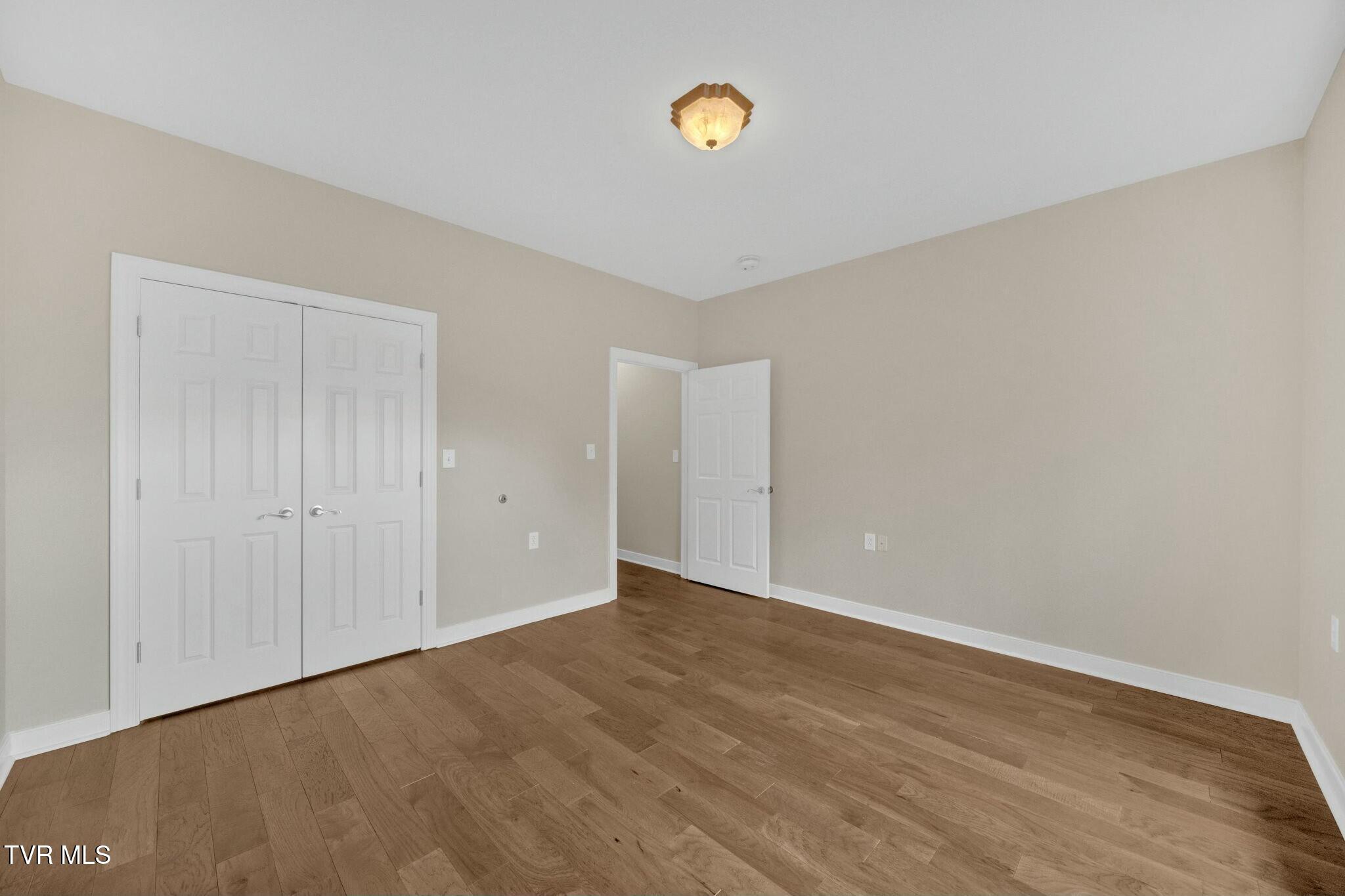 211 University Parkway, 3