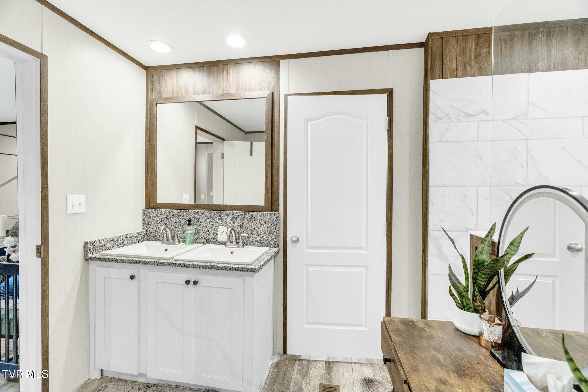 487 Hales Chapel Road