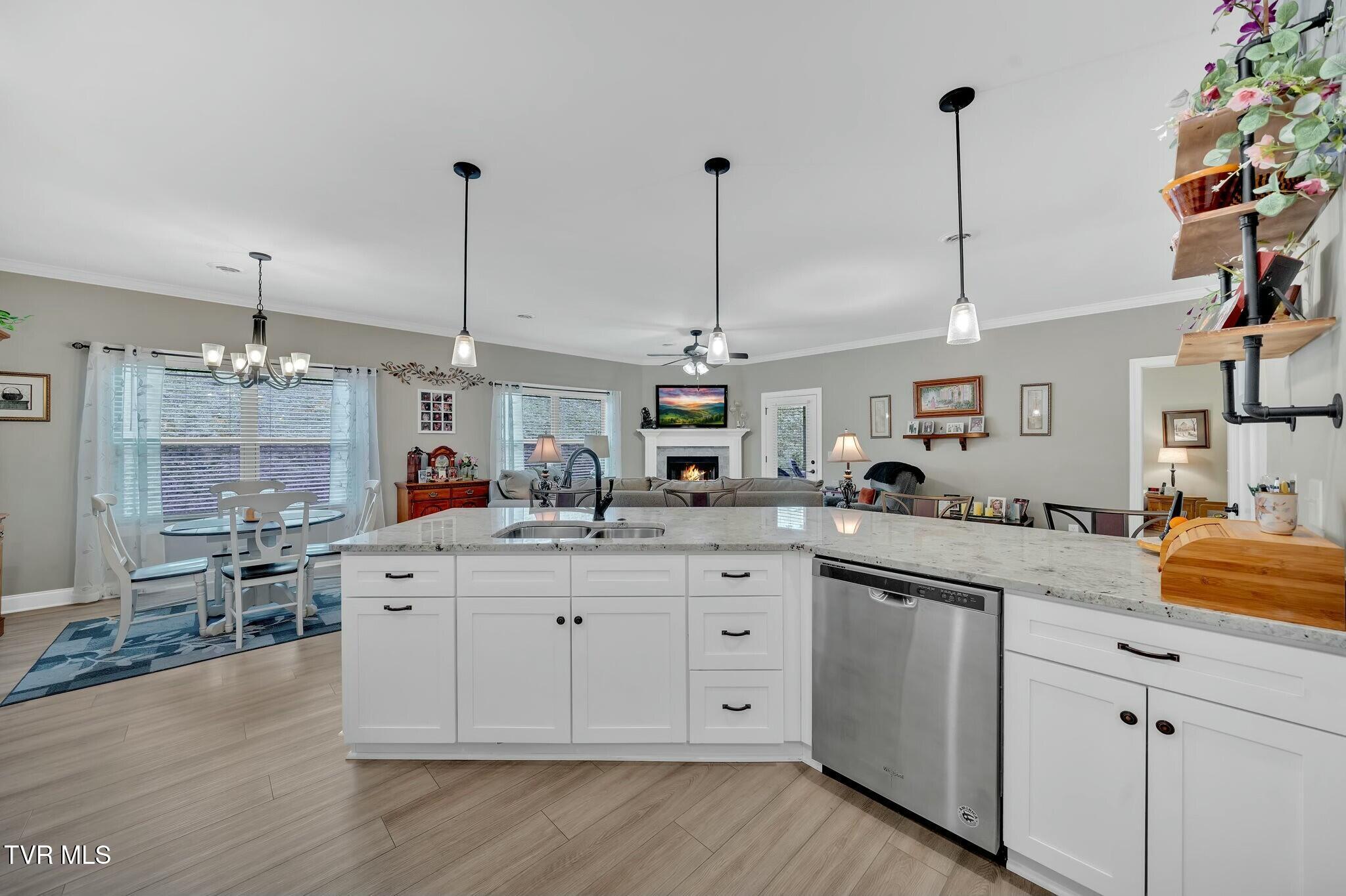 286 Ripple Falls Private Falls