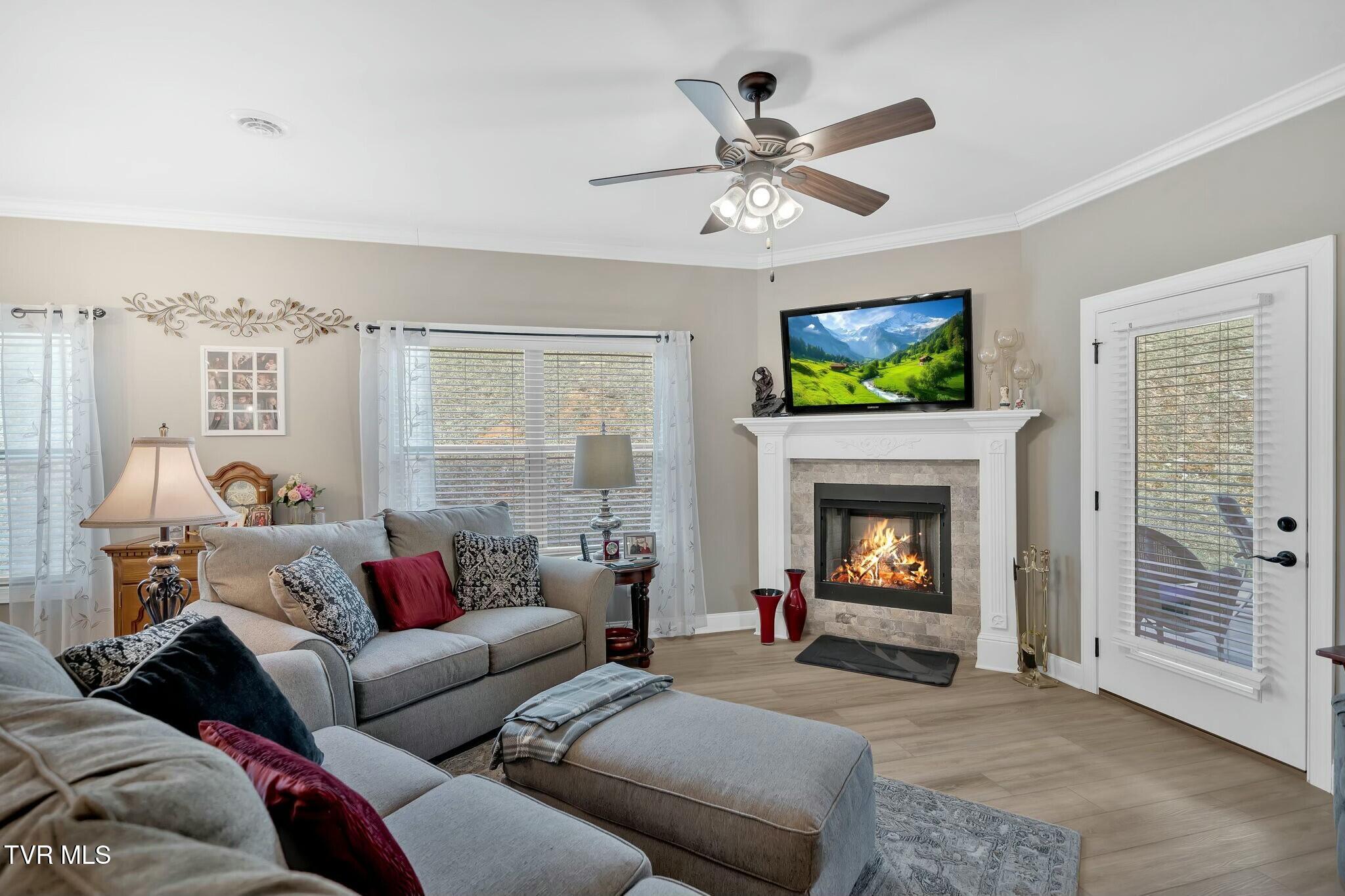 286 Ripple Falls Private Falls