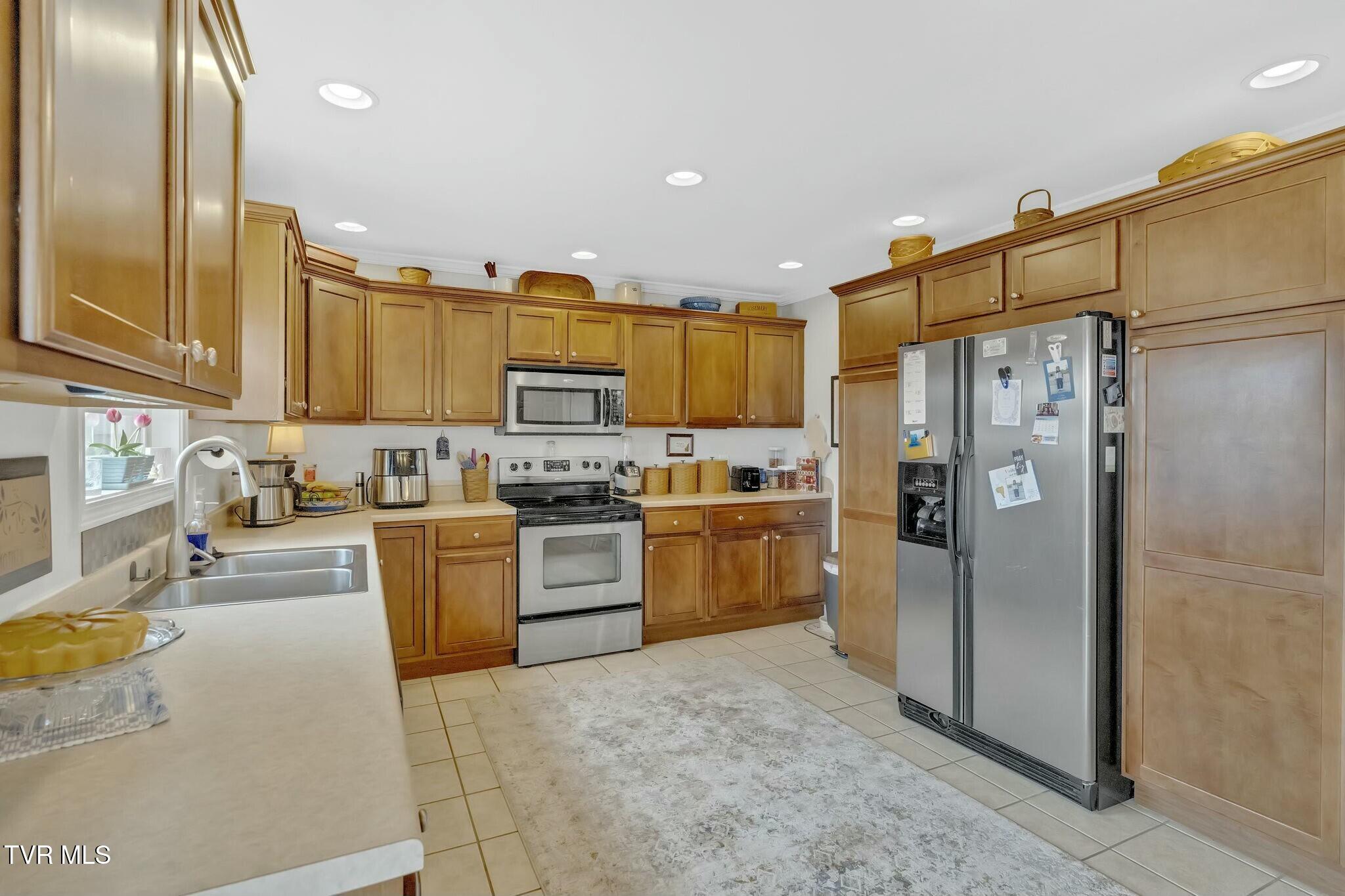 730 Walkers Bend Road