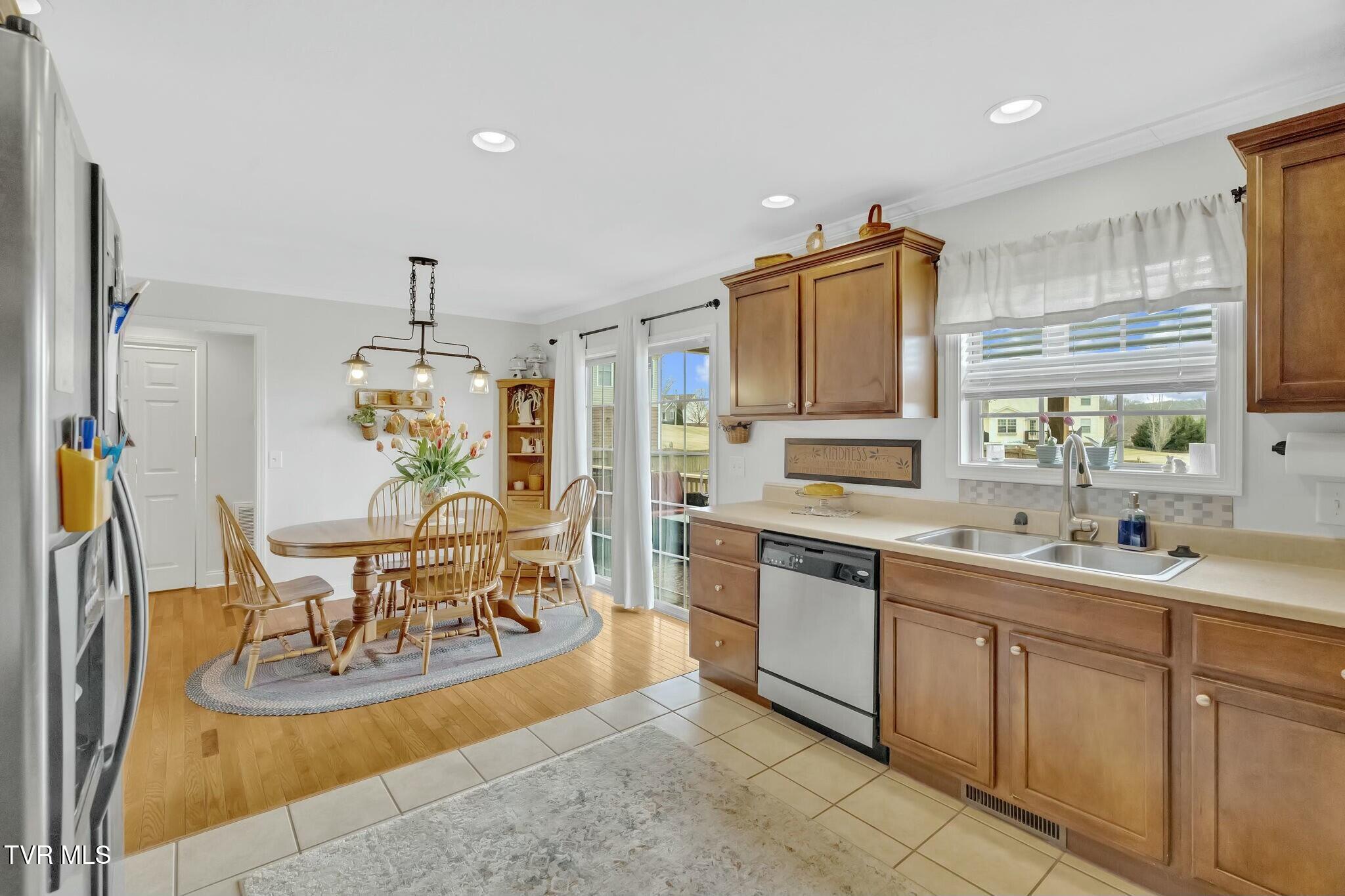 730 Walkers Bend Road