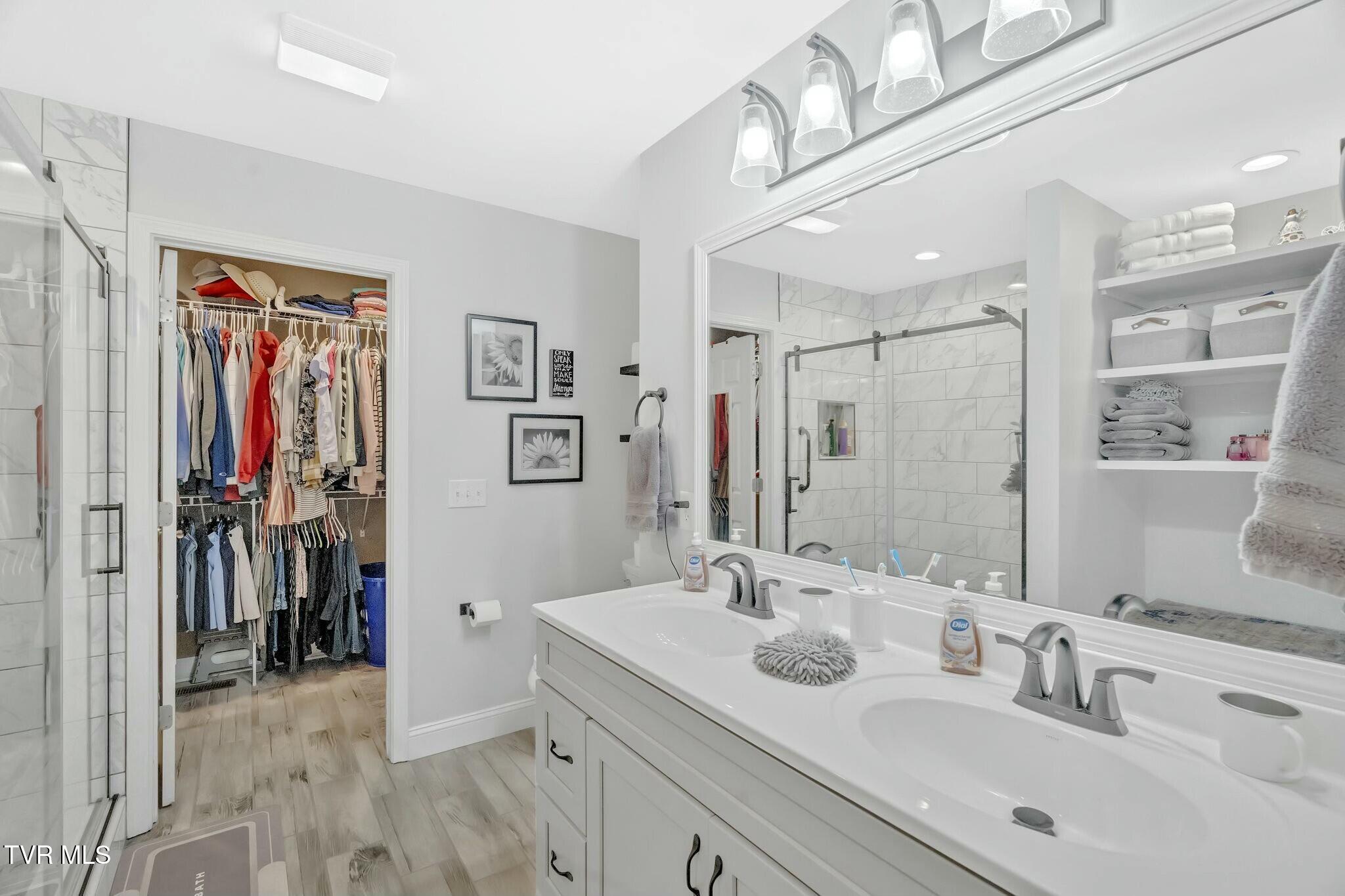 730 Walkers Bend Road