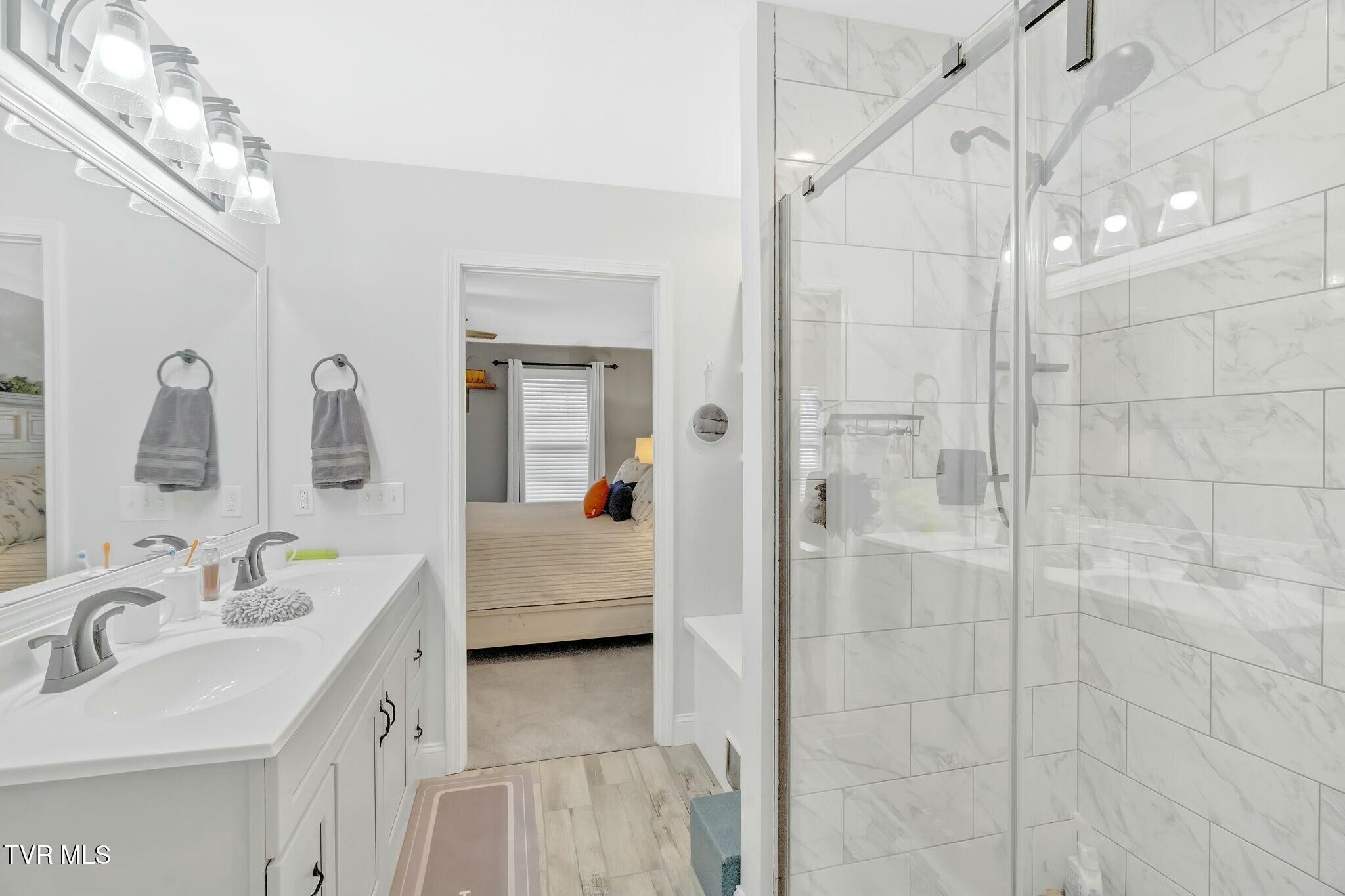 730 Walkers Bend Road