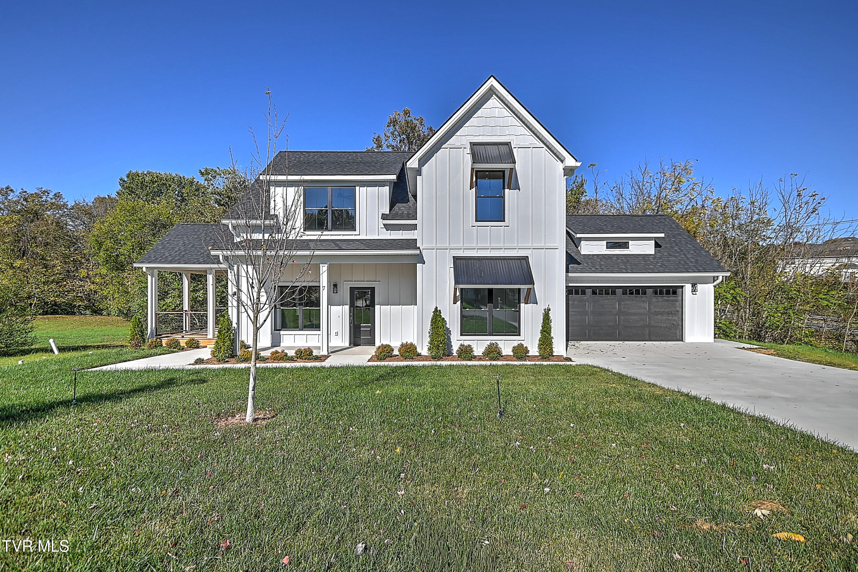 7 Celebration Ct. Court