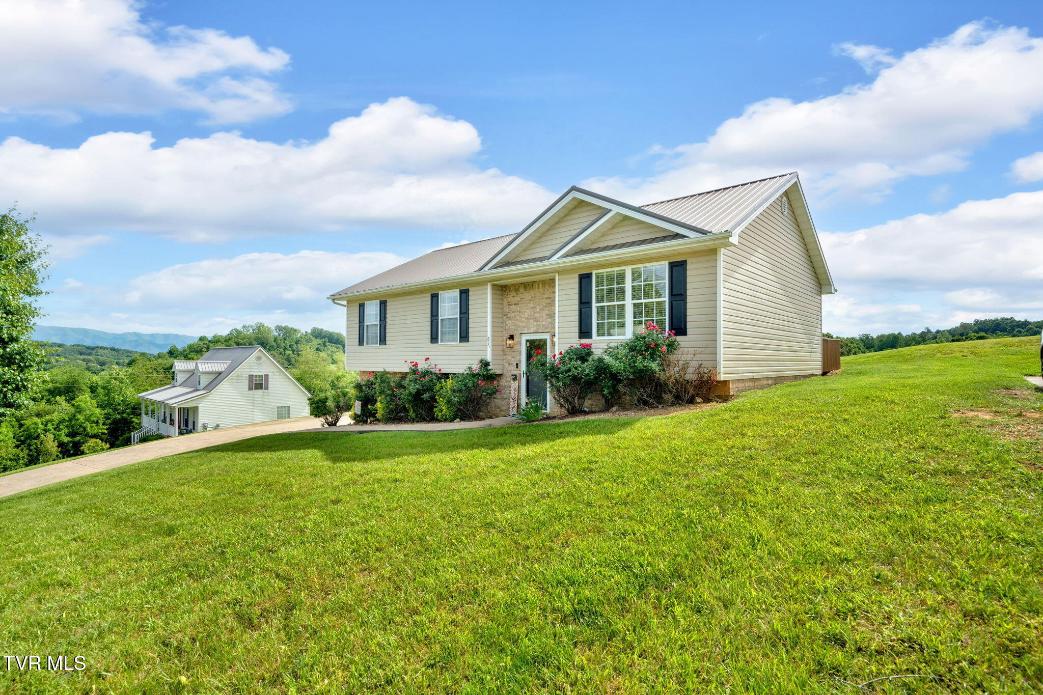 61 East Ridges Drive