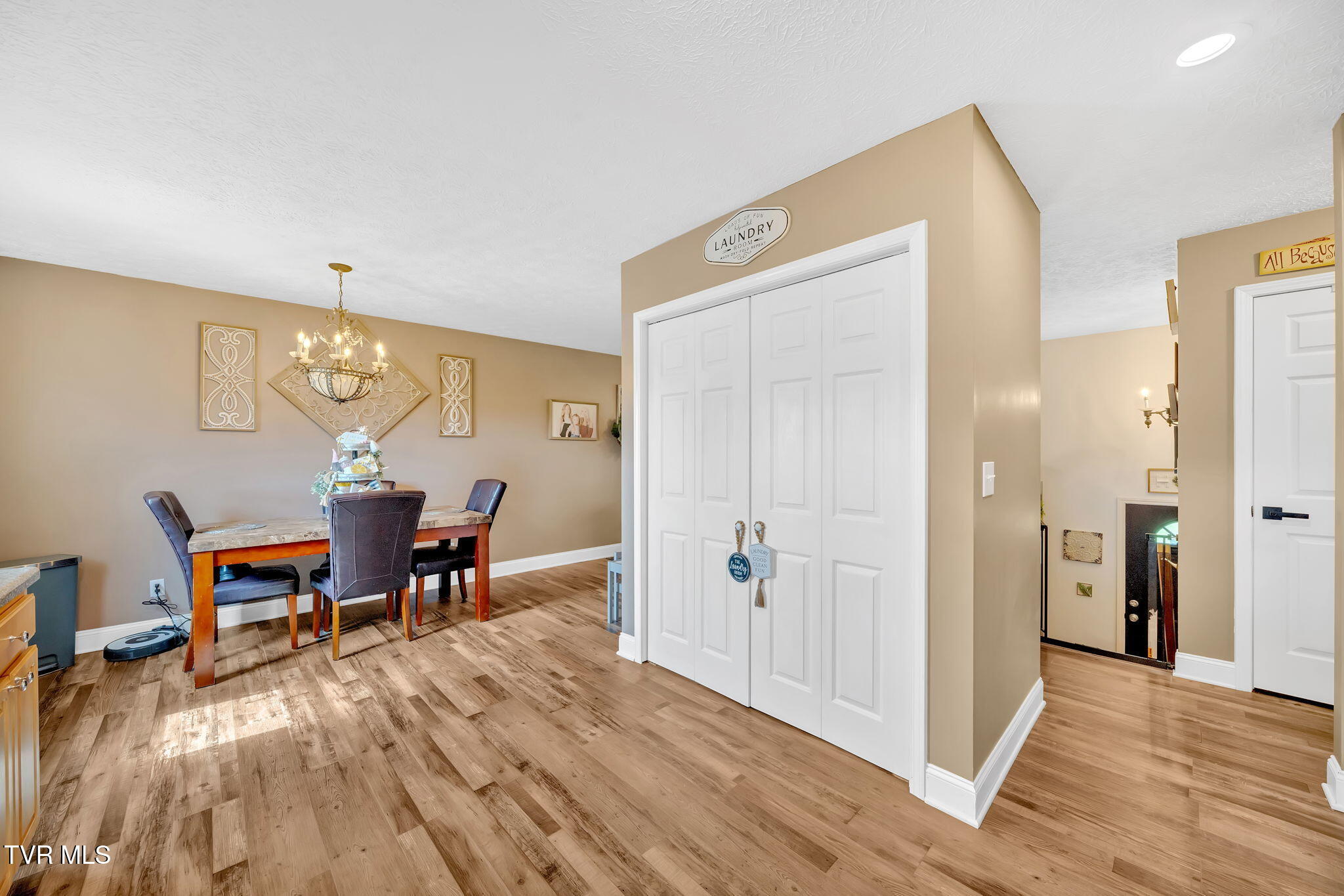 61 East Ridges Drive