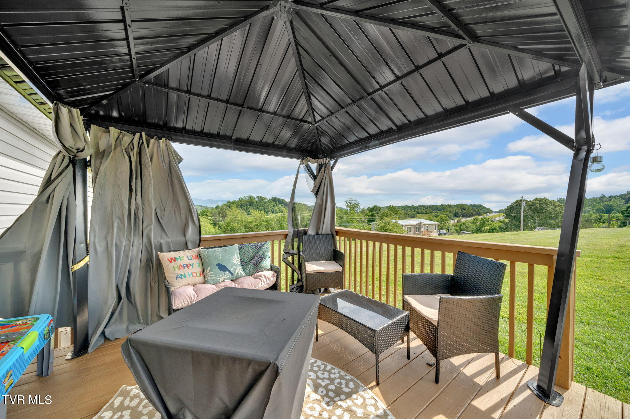 61 East Ridges Drive