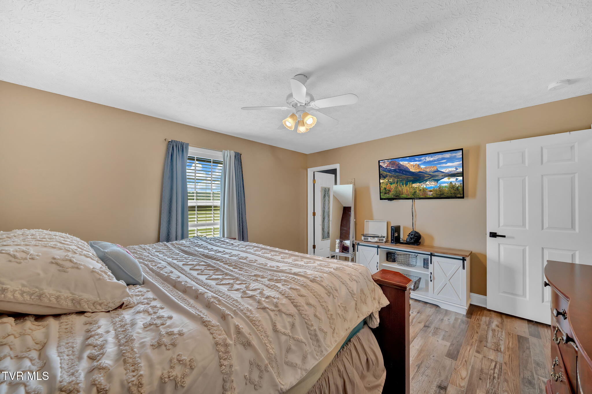 61 East Ridges Drive